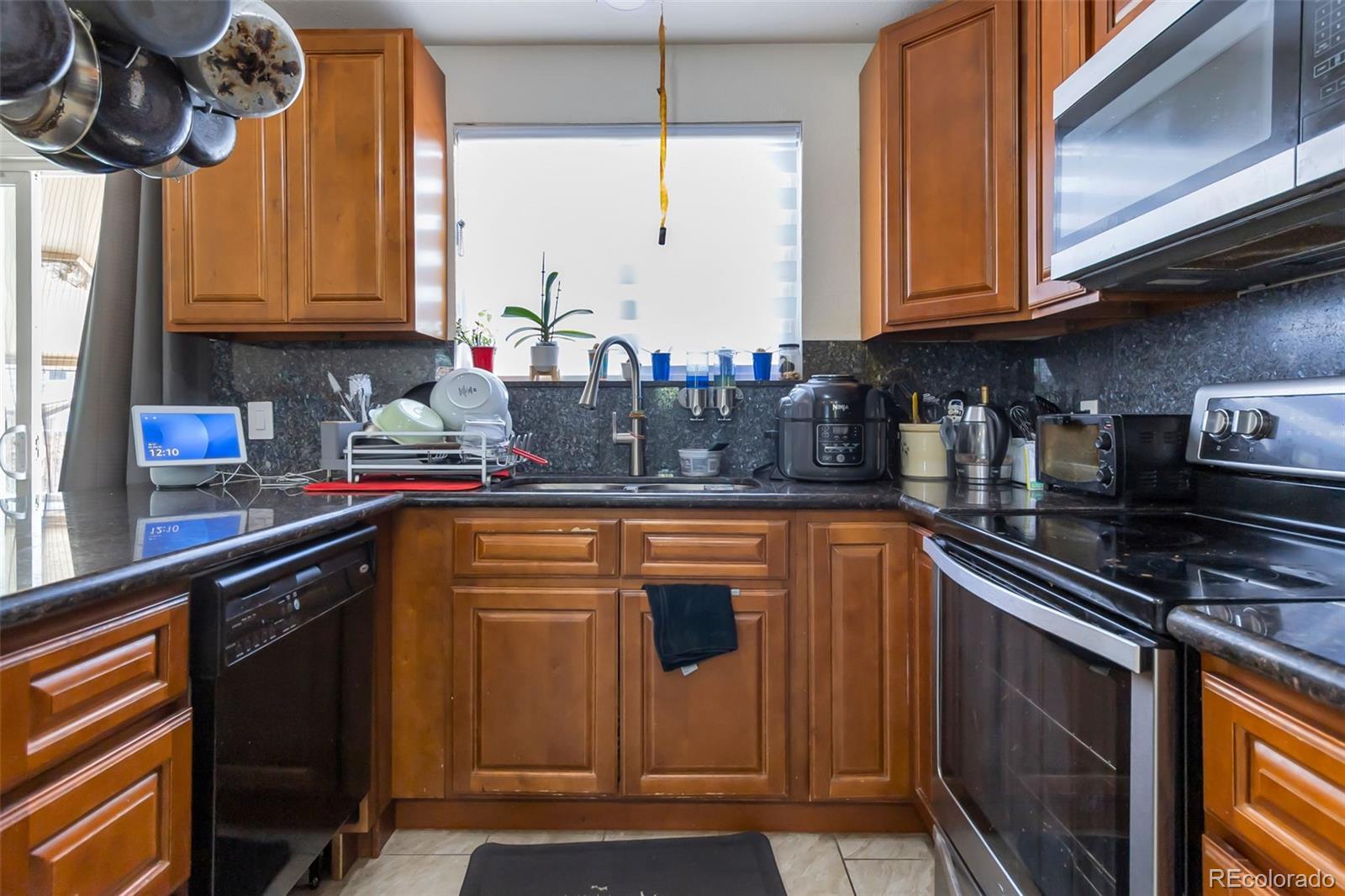 MLS Image #9 for 15133  kelly place,denver, Colorado