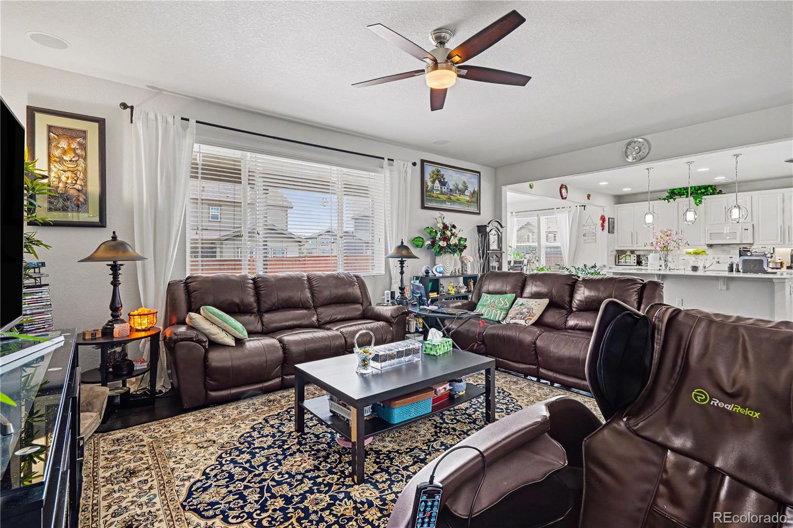 MLS Image #3 for 25064 e archer place,aurora, Colorado