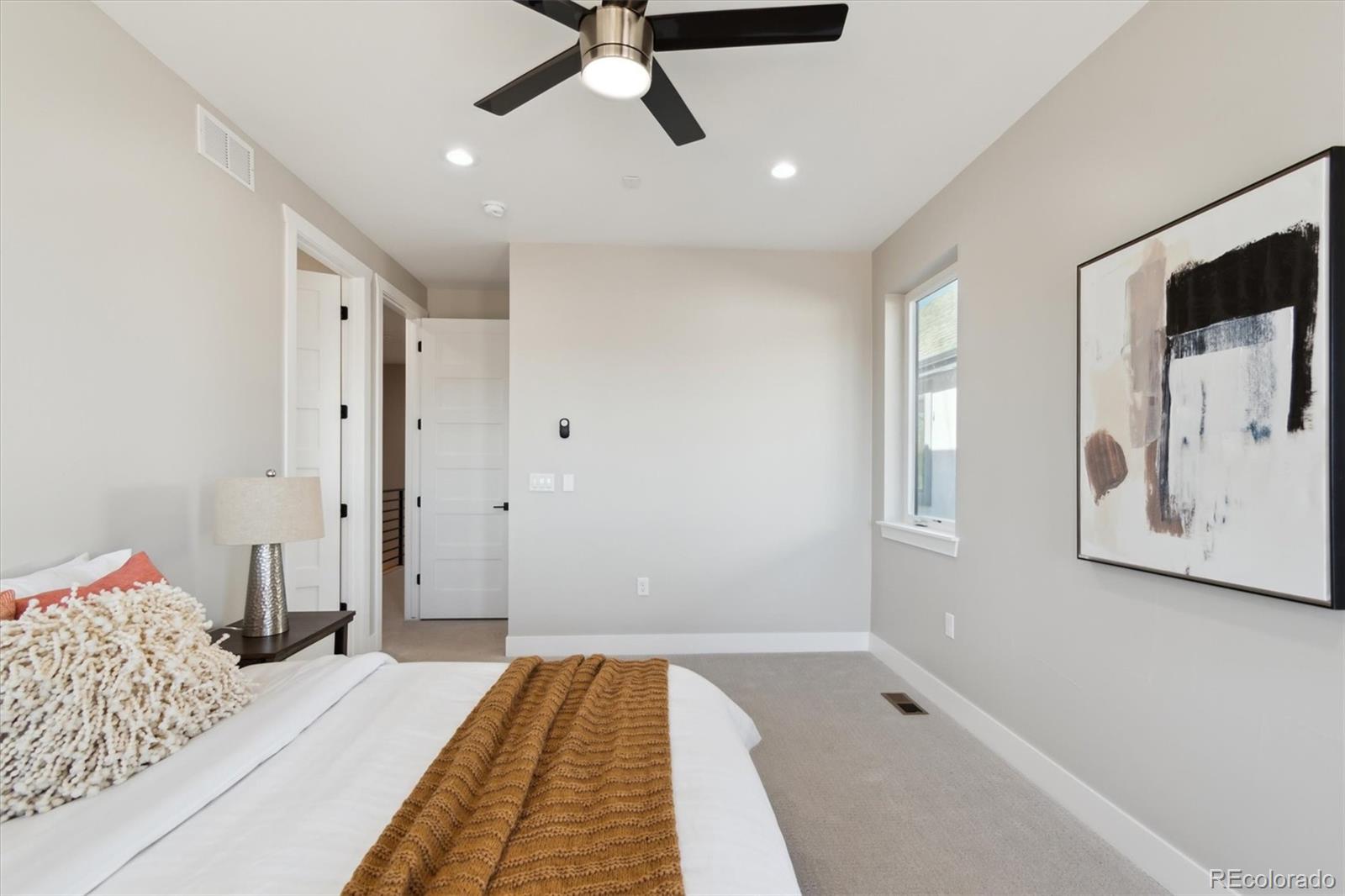 MLS Image #21 for 2321 s galapago street,denver, Colorado