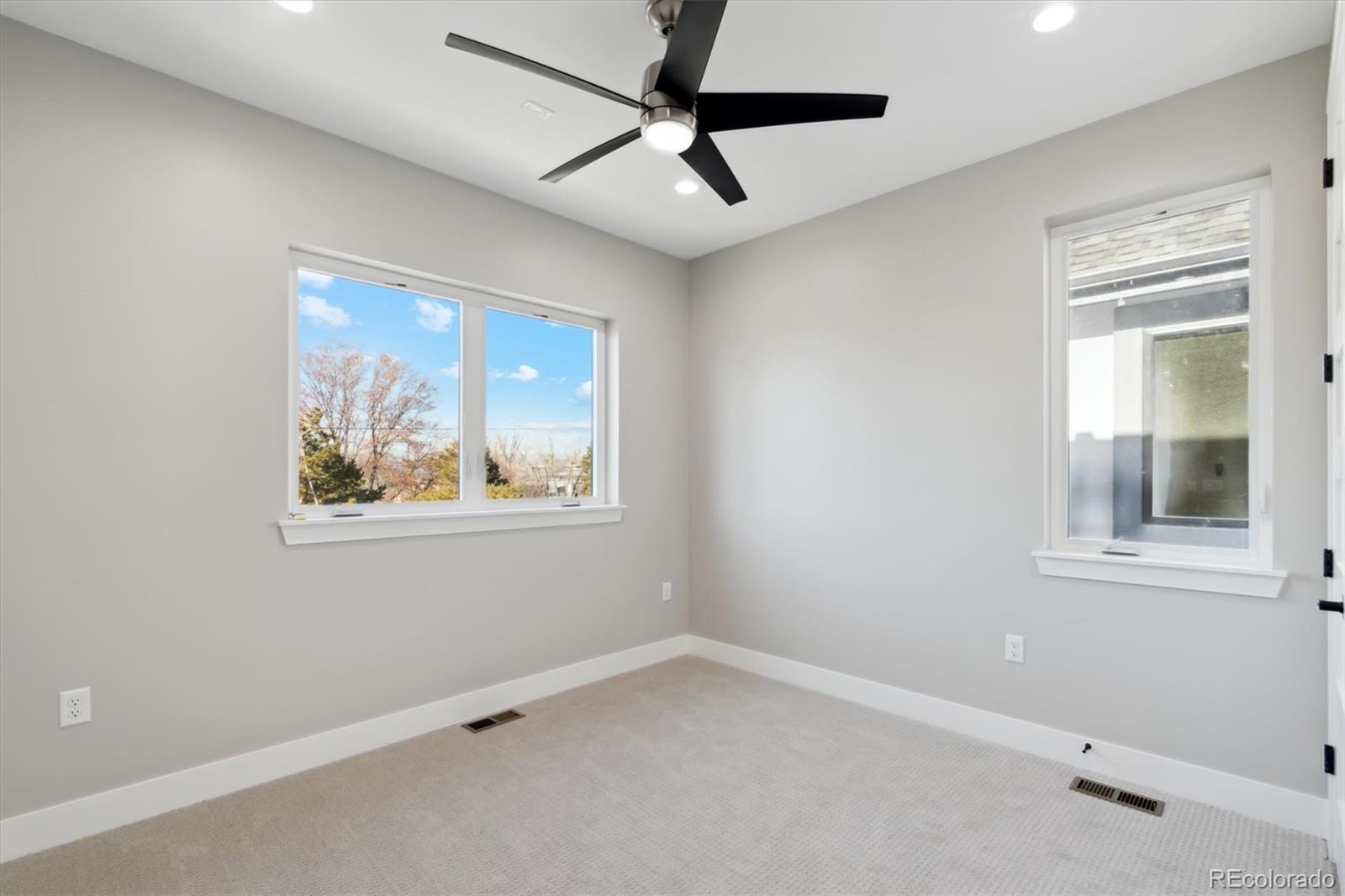 MLS Image #30 for 2321 s galapago street,denver, Colorado