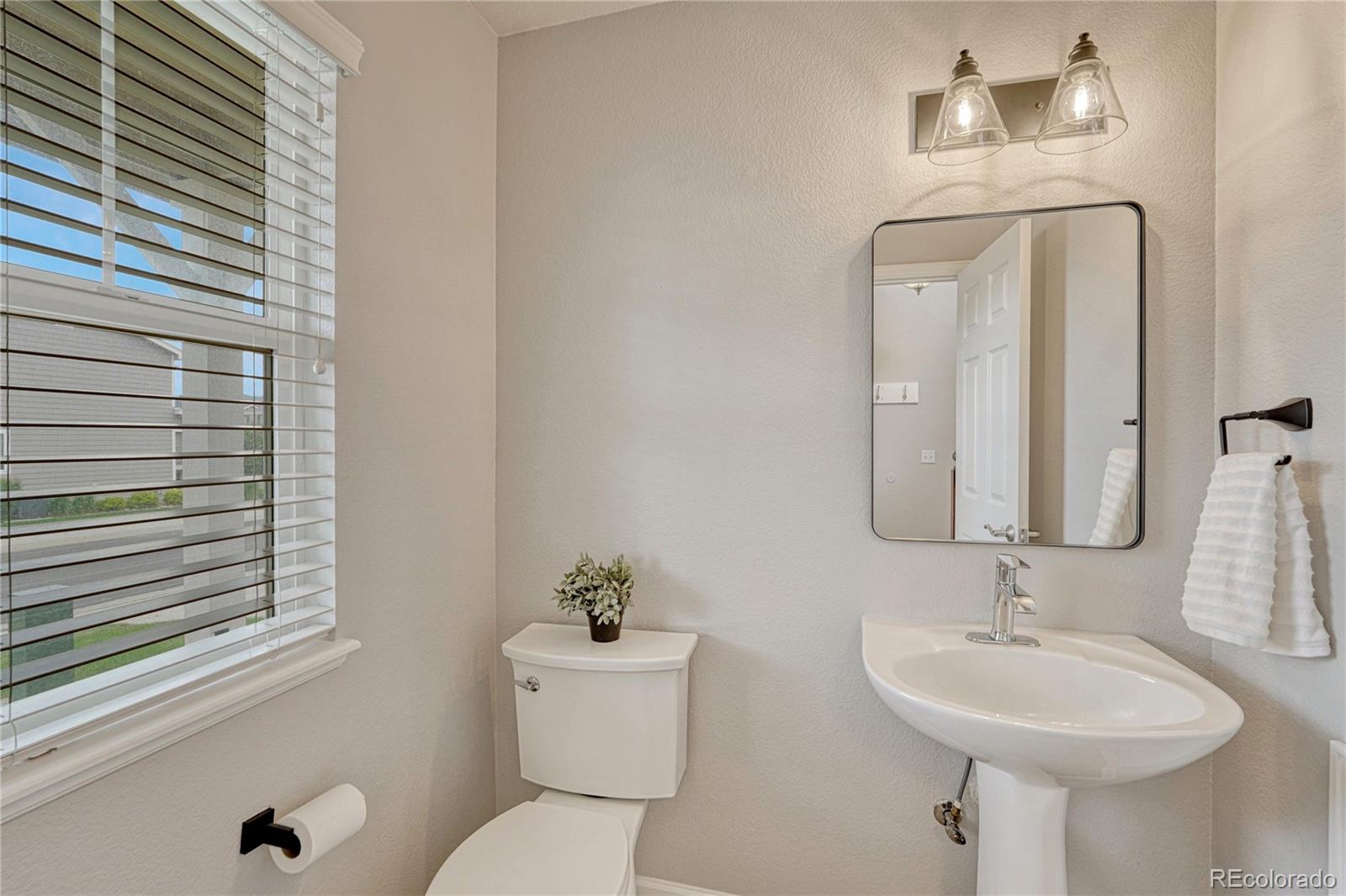 MLS Image #3 for 1336  red mica way,monument, Colorado