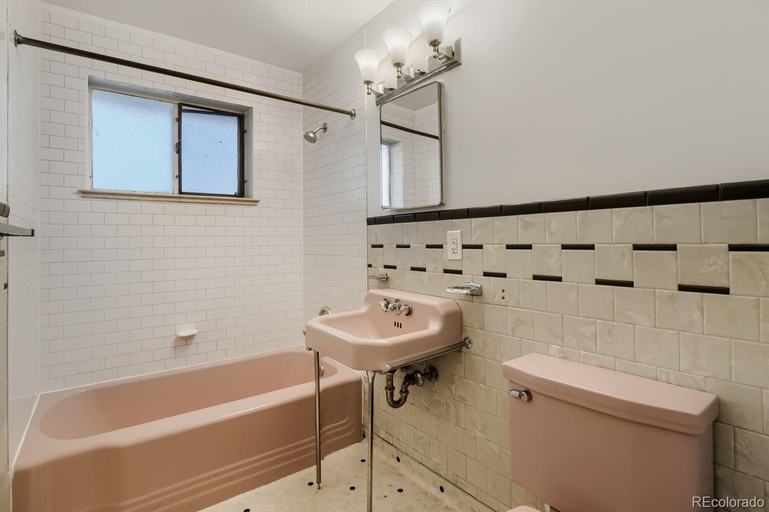 MLS Image #12 for 3024 w scott place,denver, Colorado