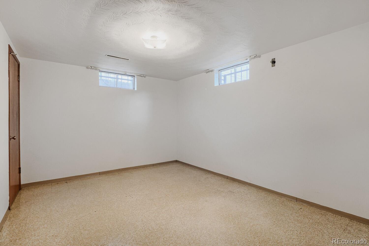 MLS Image #18 for 3024 w scott place,denver, Colorado