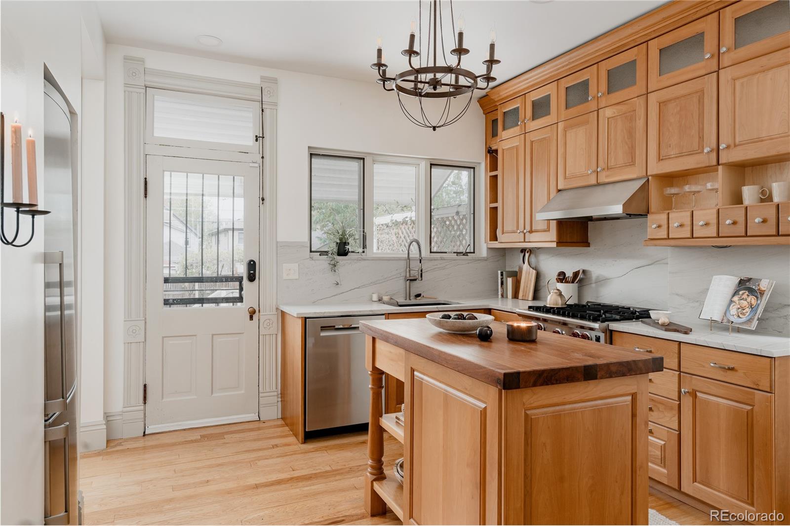 MLS Image #11 for 2339 n emerson street,denver, Colorado