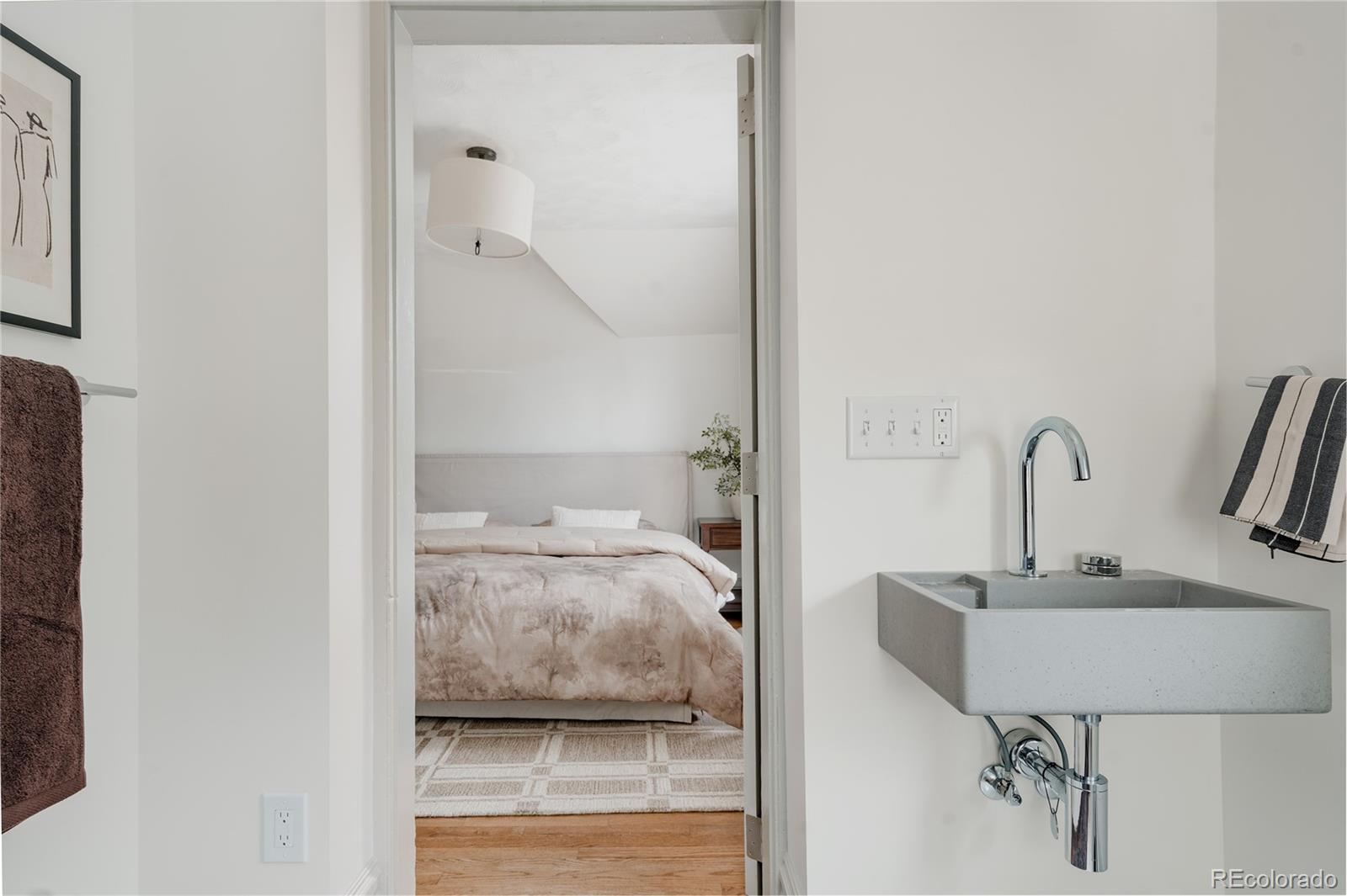 MLS Image #31 for 2339 n emerson street,denver, Colorado