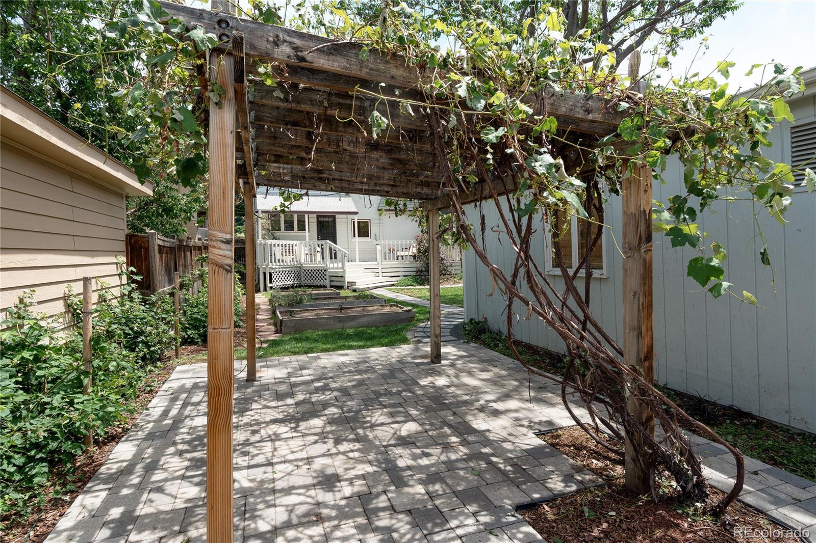 MLS Image #42 for 2339 n emerson street,denver, Colorado