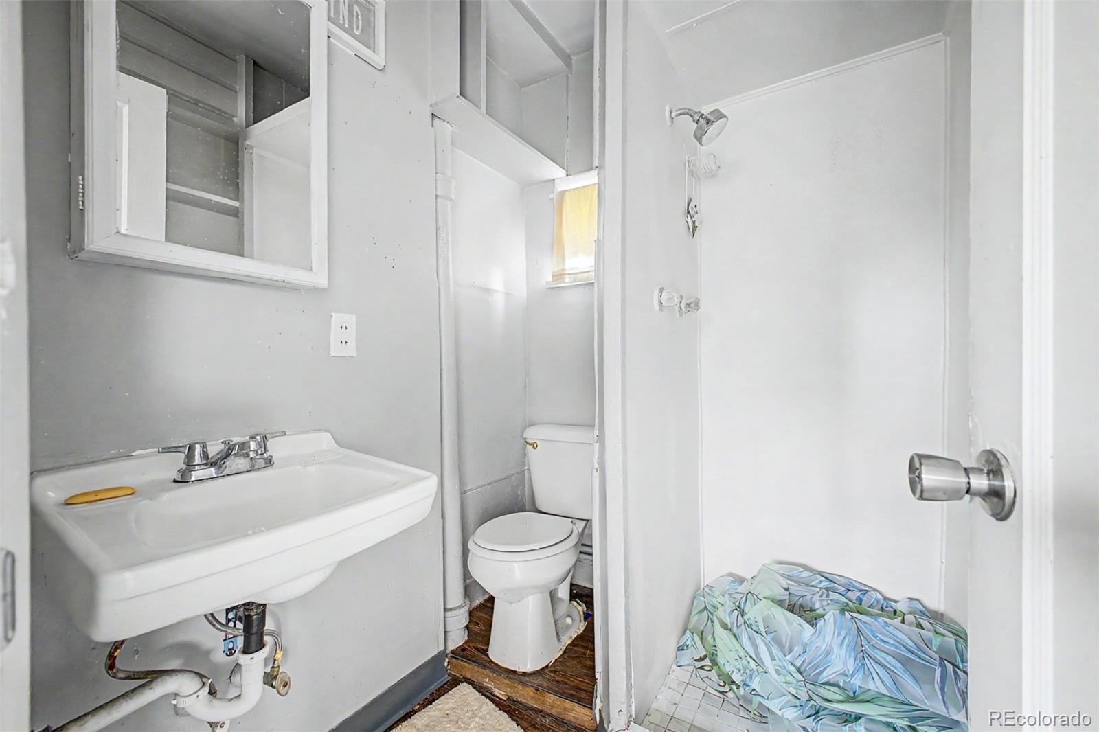 MLS Image #17 for 1945 s clay street,denver, Colorado
