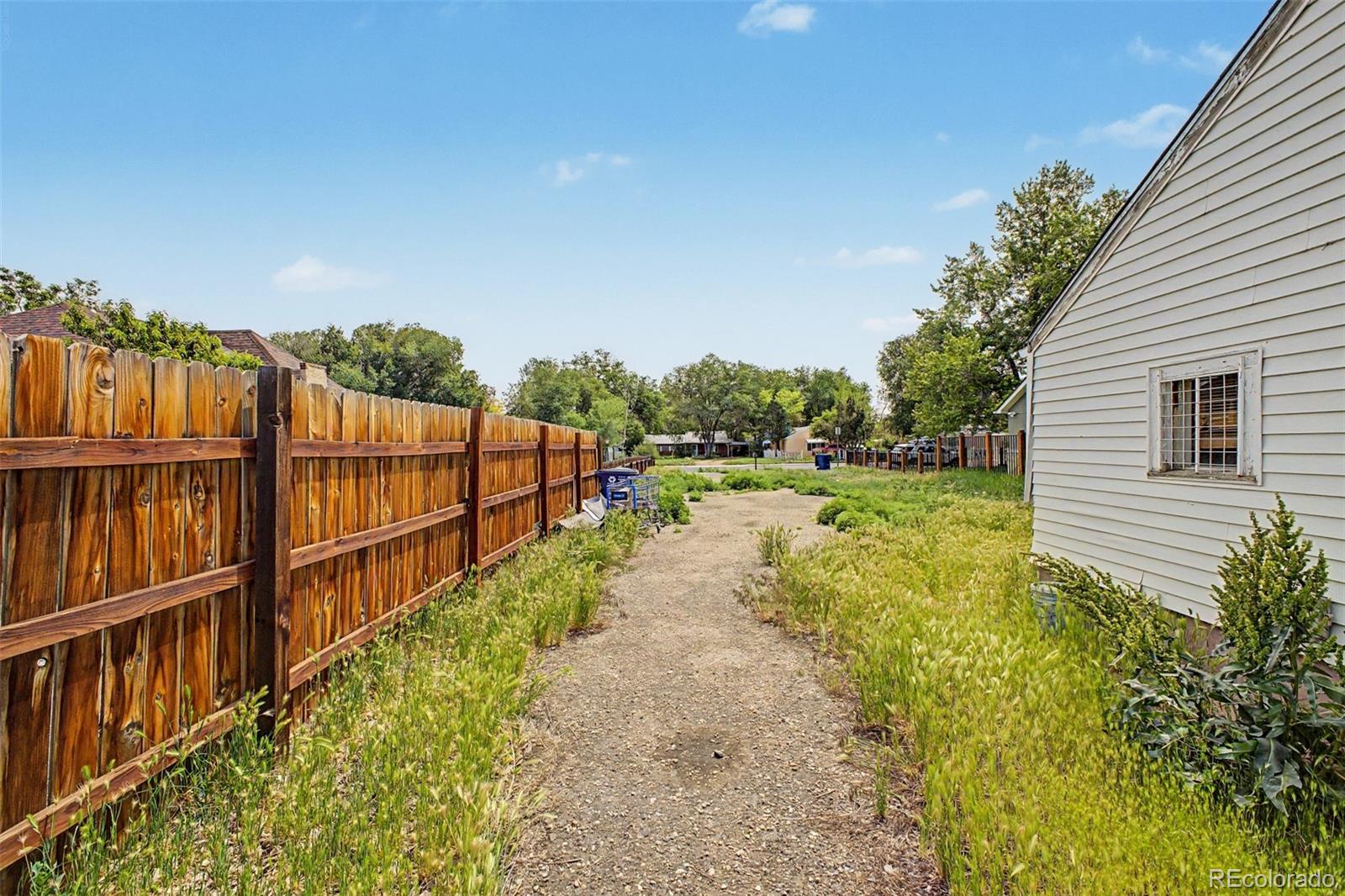 MLS Image #19 for 1945 s clay street,denver, Colorado