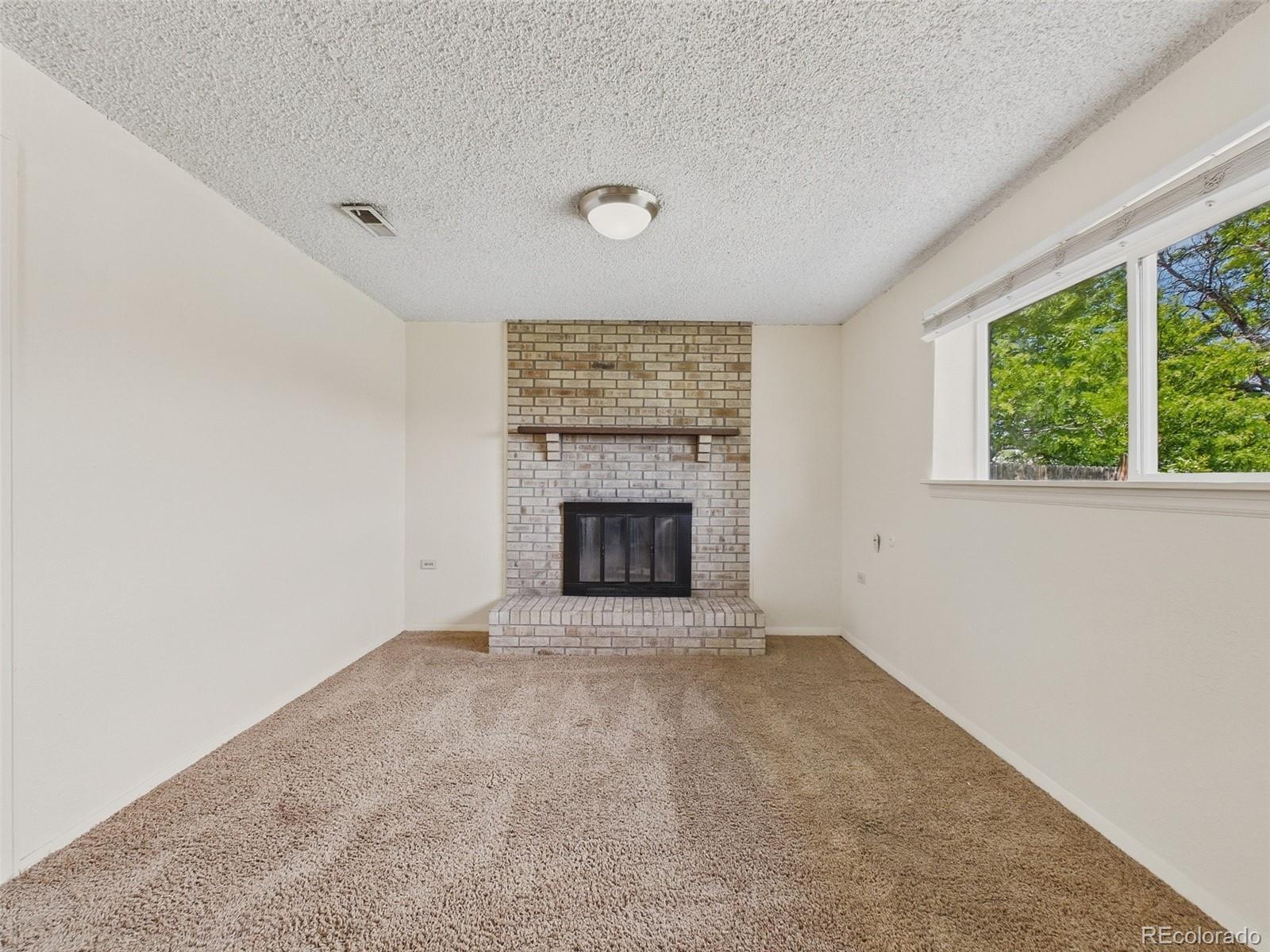 MLS Image #12 for 904 s uravan street,aurora, Colorado