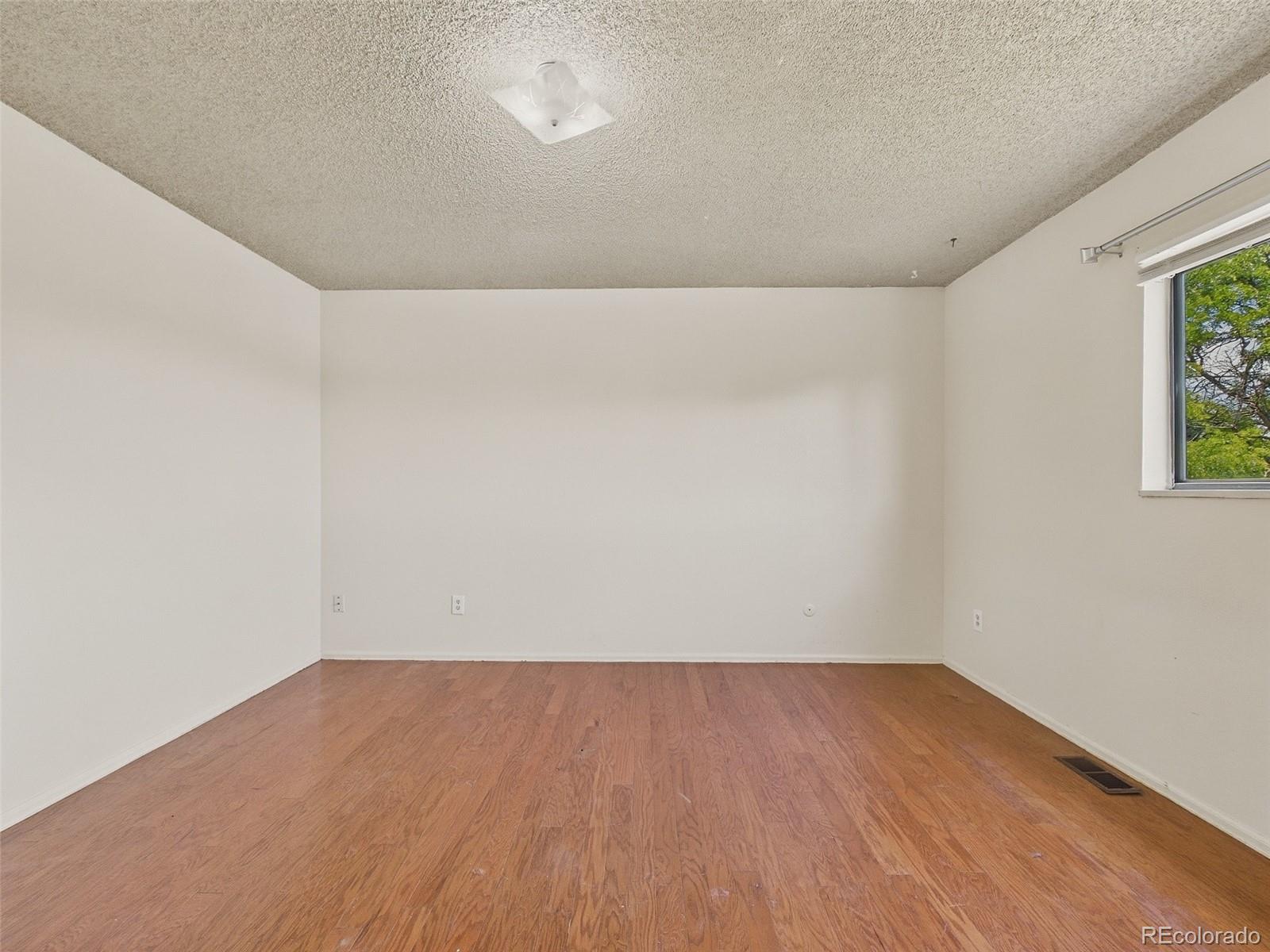 MLS Image #19 for 904 s uravan street,aurora, Colorado