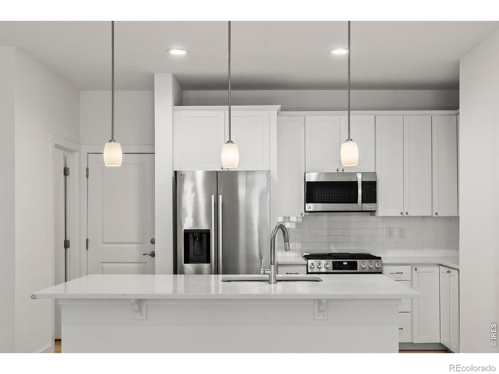 MLS Image #1 for 747  robert street,longmont, Colorado