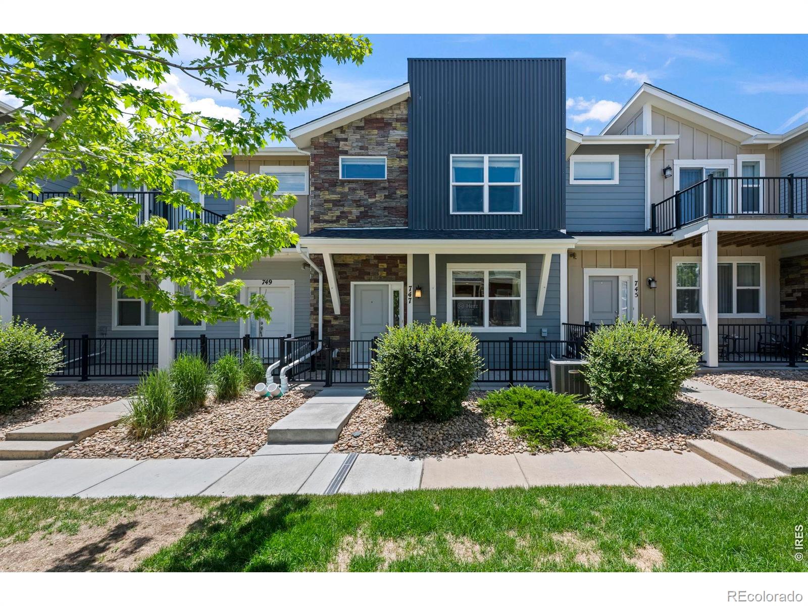 MLS Image #2 for 747  robert street,longmont, Colorado