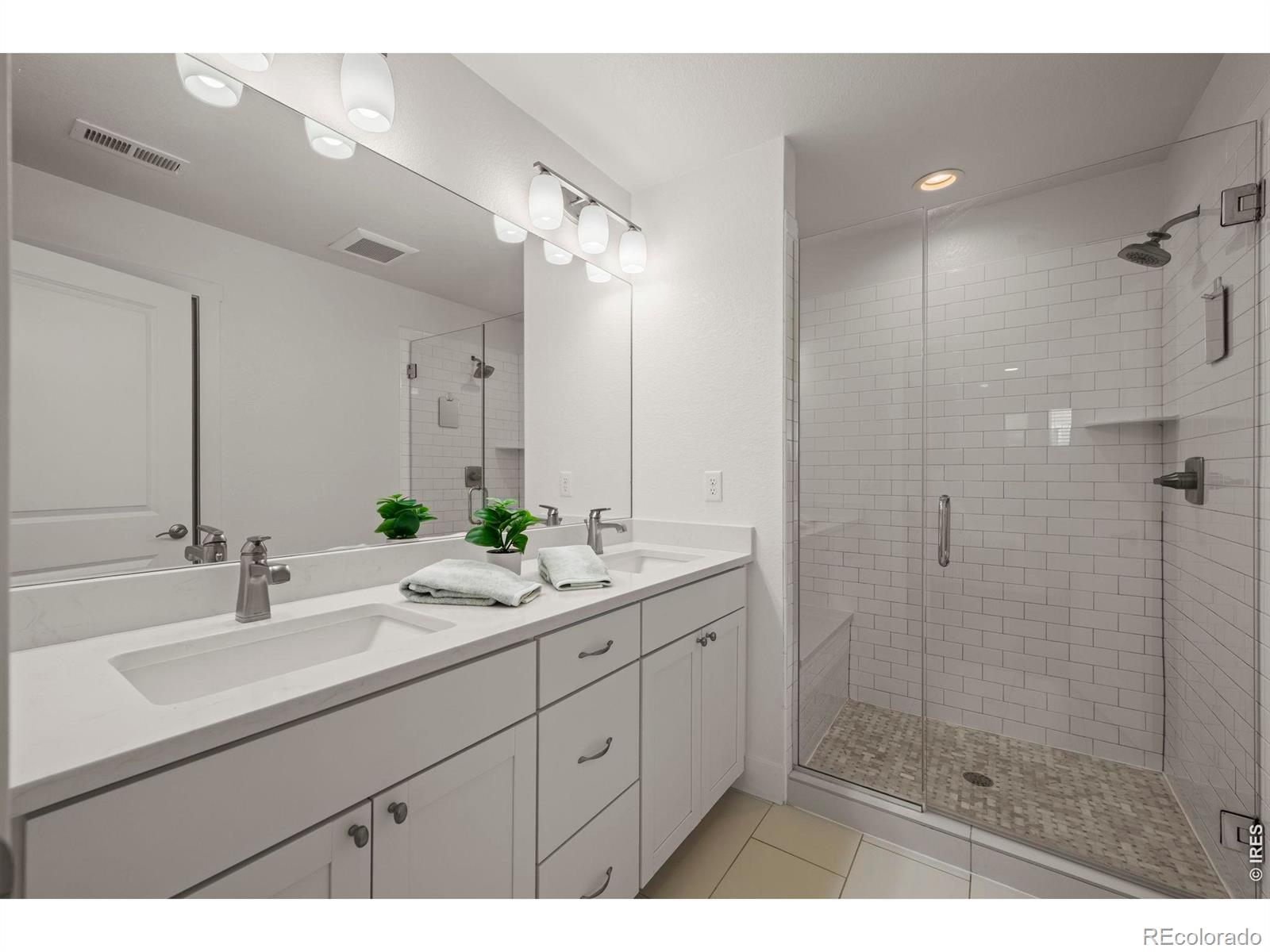 MLS Image #23 for 747  robert street,longmont, Colorado