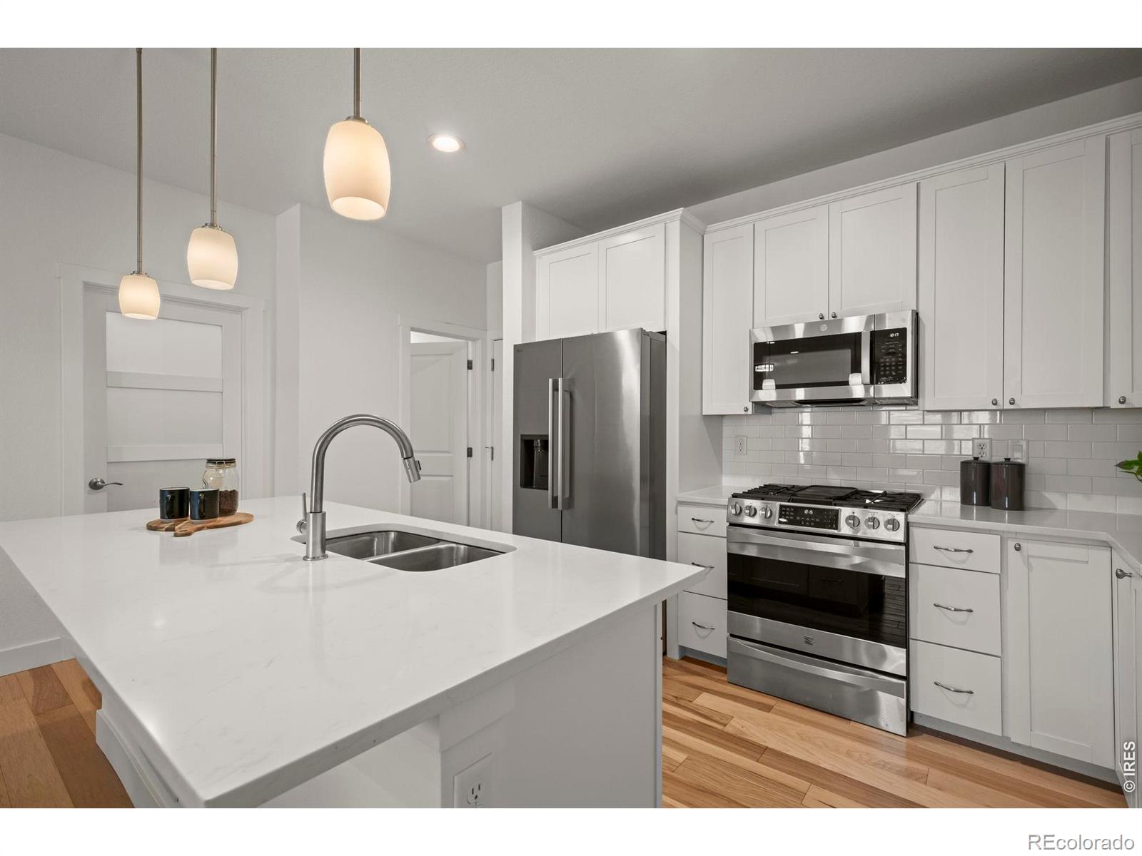 MLS Image #7 for 747  robert street,longmont, Colorado