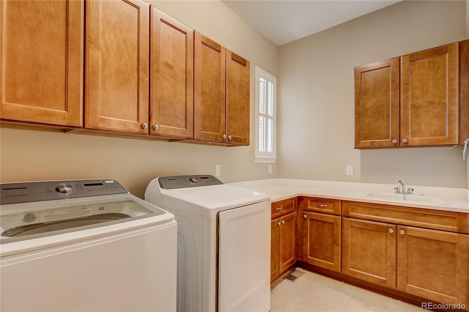 MLS Image #36 for 10642  winding pine point,highlands ranch, Colorado