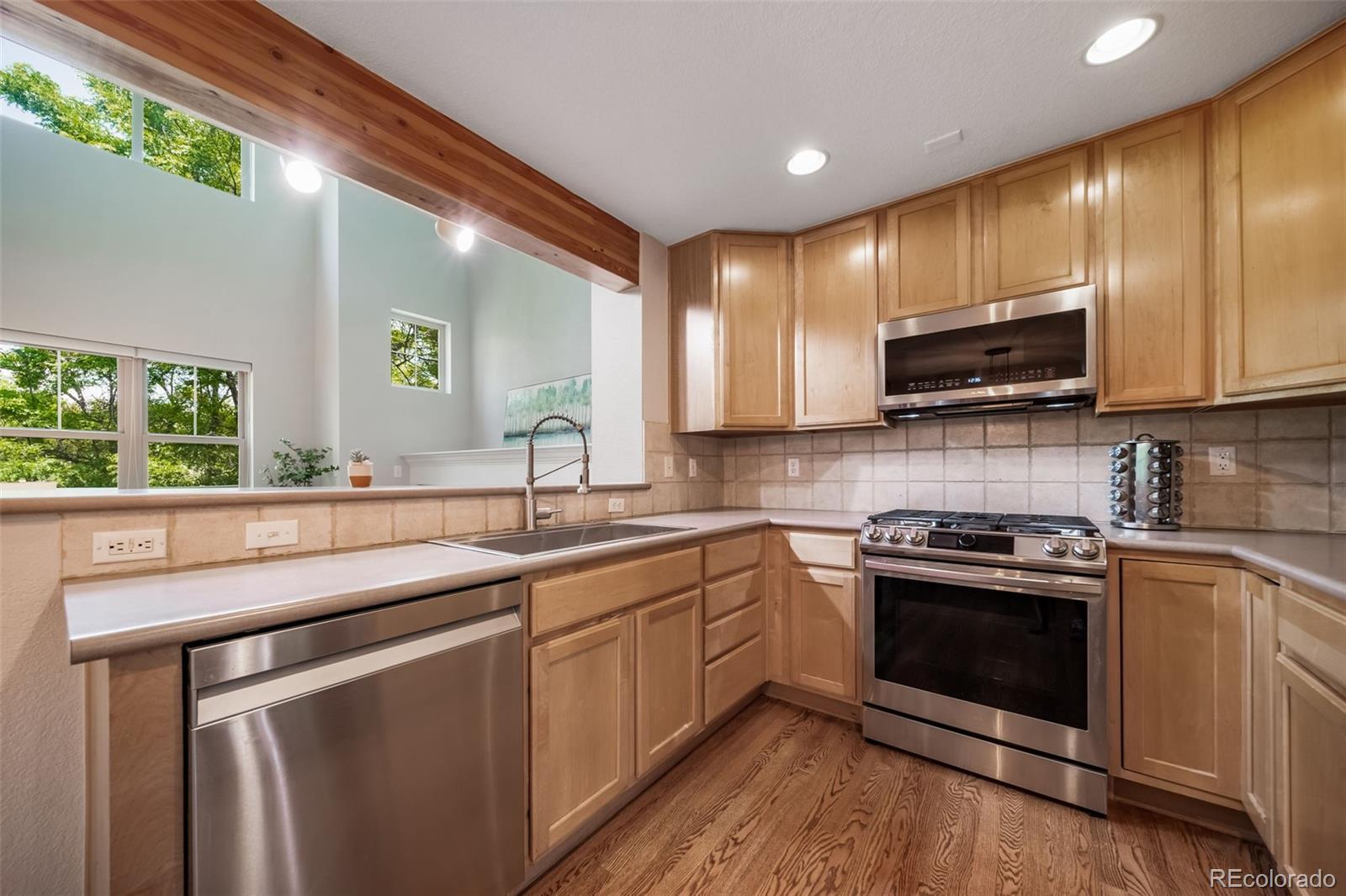 MLS Image #16 for 4547 w 37th avenue,denver, Colorado