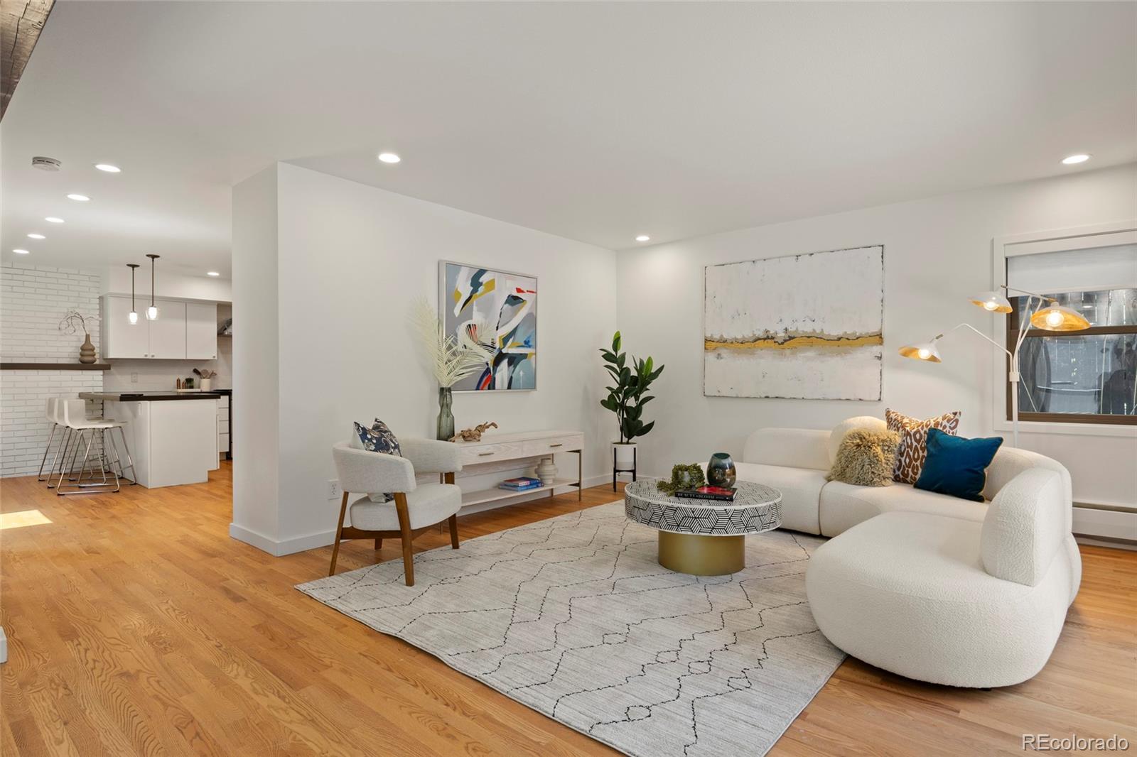 MLS Image #4 for 738 n corona street,denver, Colorado