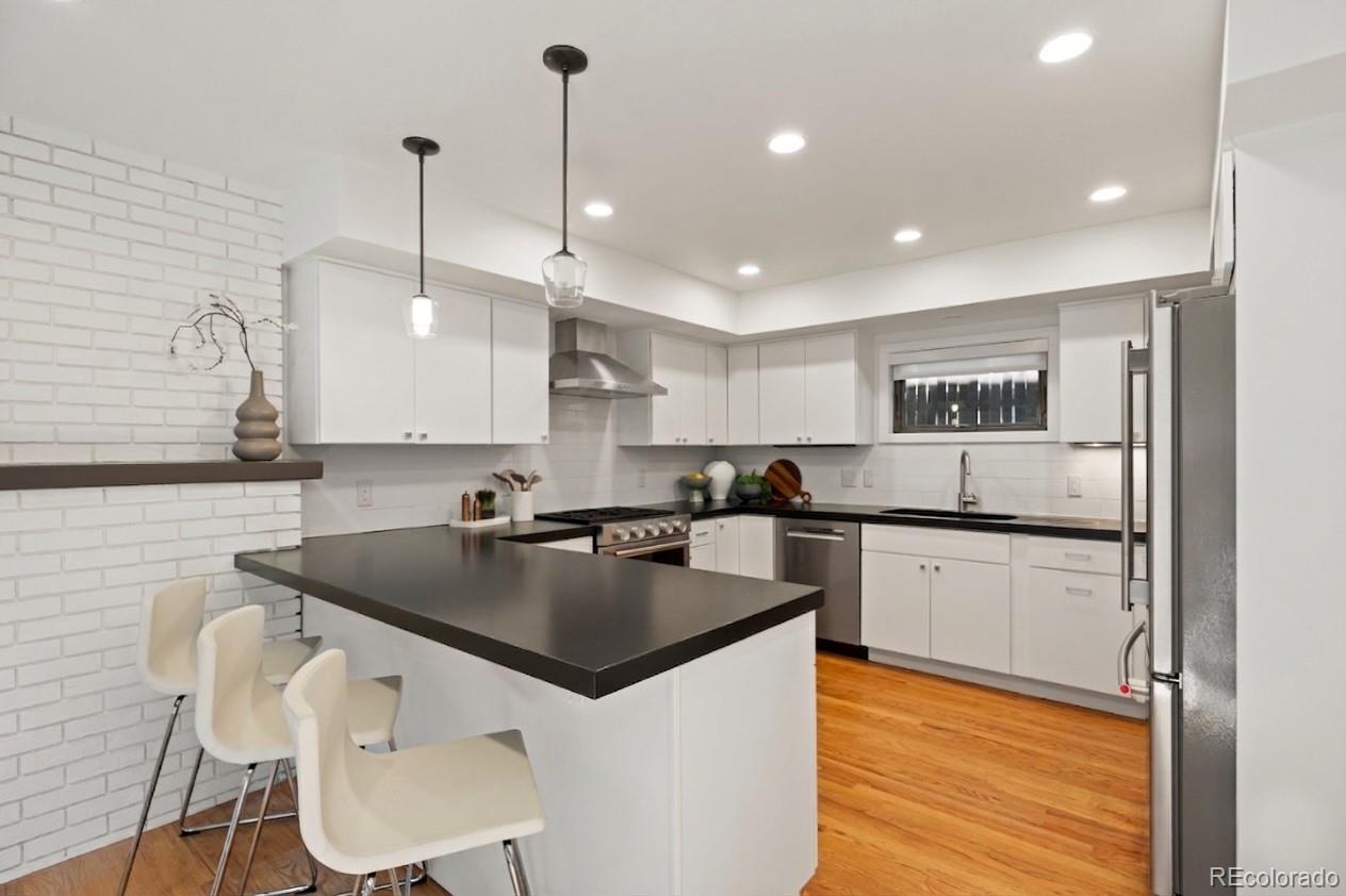 MLS Image #7 for 738 n corona street,denver, Colorado