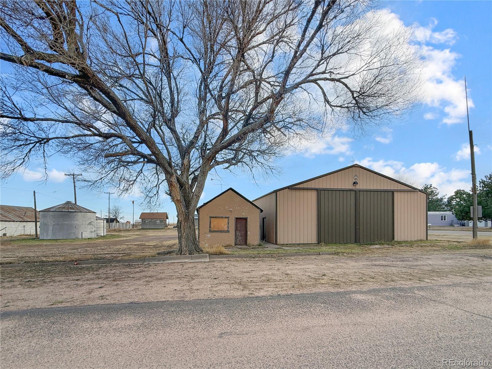 MLS Image #4 for 820  front street,arriba, Colorado