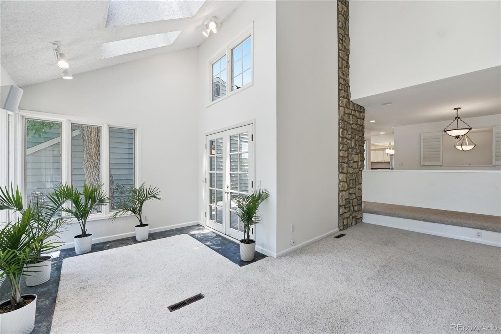 MLS Image #21 for 1520 w briarwood avenue,littleton, Colorado