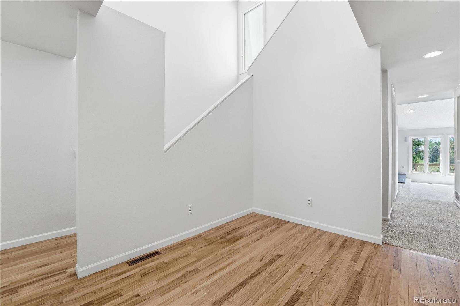 MLS Image #9 for 1520 w briarwood avenue,littleton, Colorado