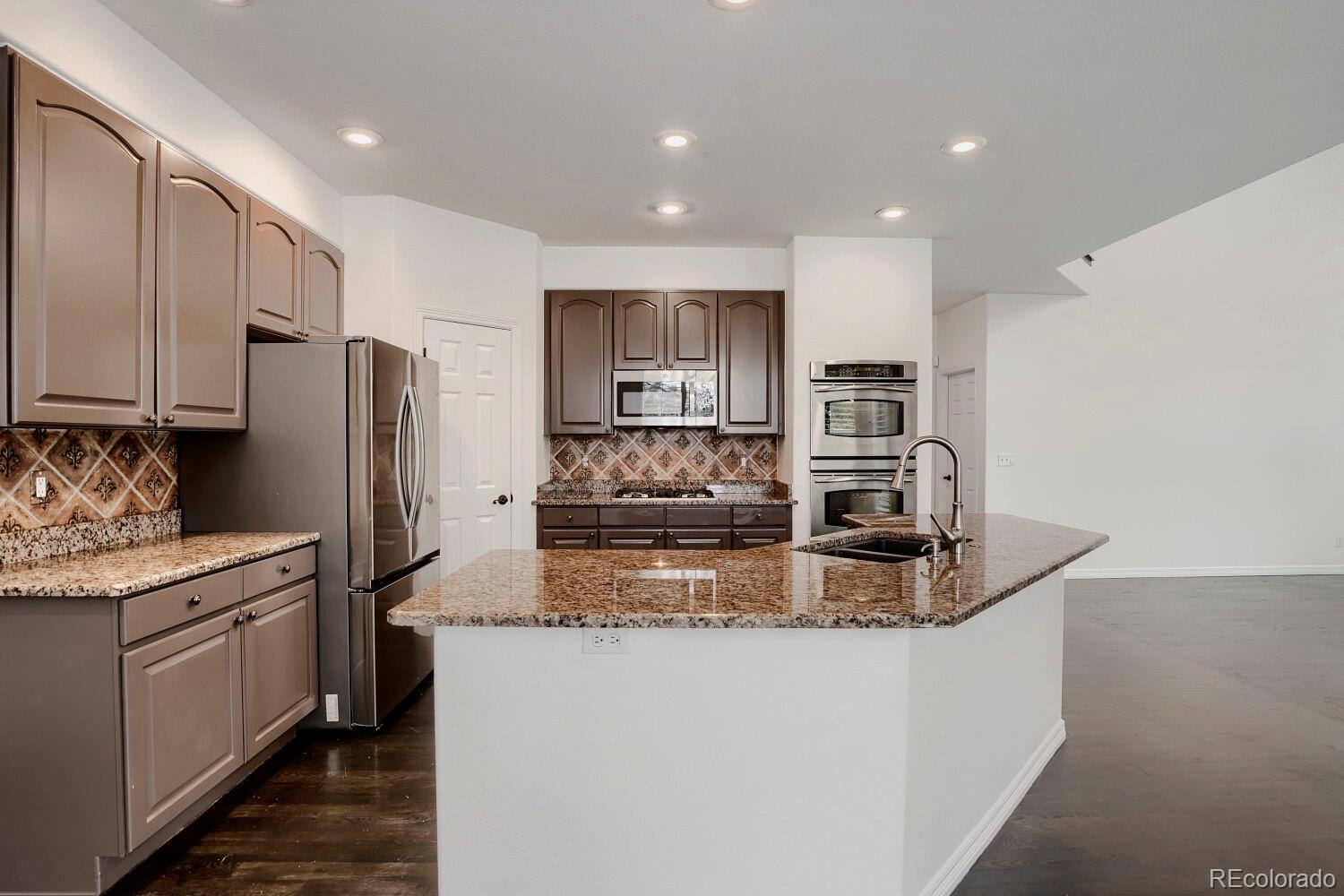 MLS Image #15 for 6969 s rome street,aurora, Colorado