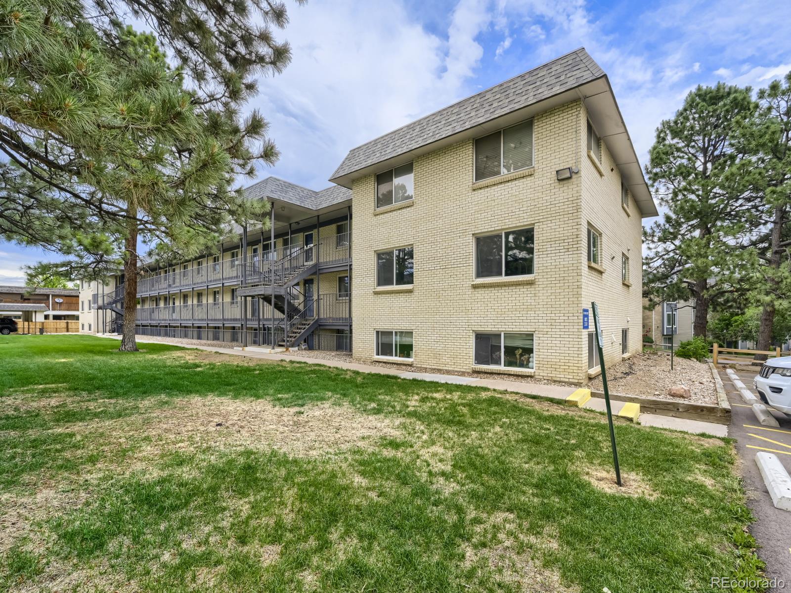 MLS Image #6 for 1723  robb street,lakewood, Colorado