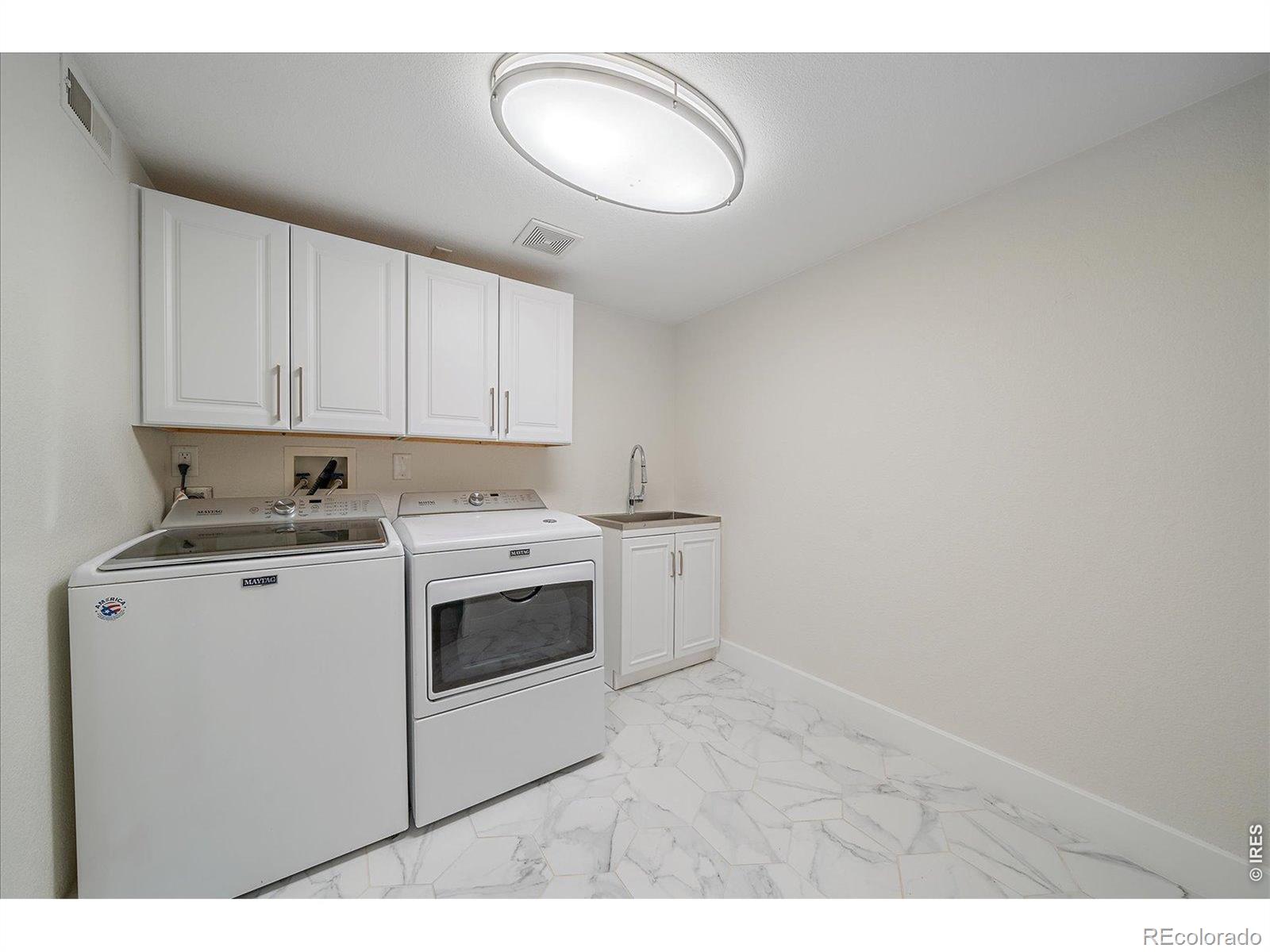 MLS Image #38 for 467  harrison street,denver, Colorado