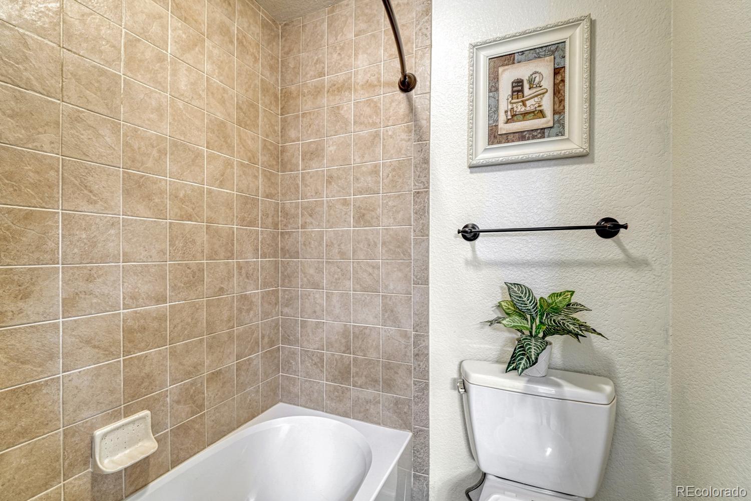 MLS Image #31 for 5316 s oak way,littleton, Colorado