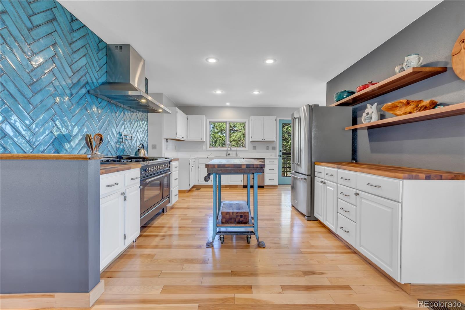 MLS Image #3 for 8444  stoneridge terrace,boulder, Colorado