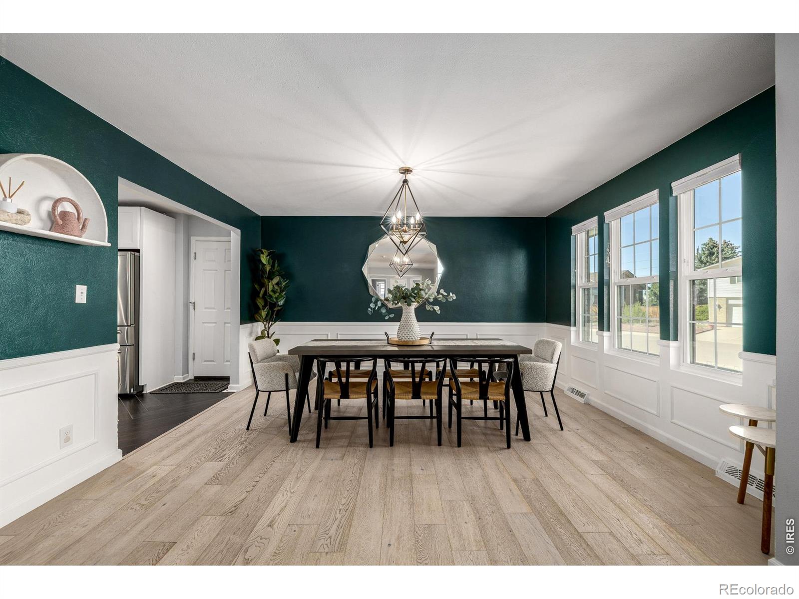 MLS Image #10 for 8630 e kenyon avenue,denver, Colorado