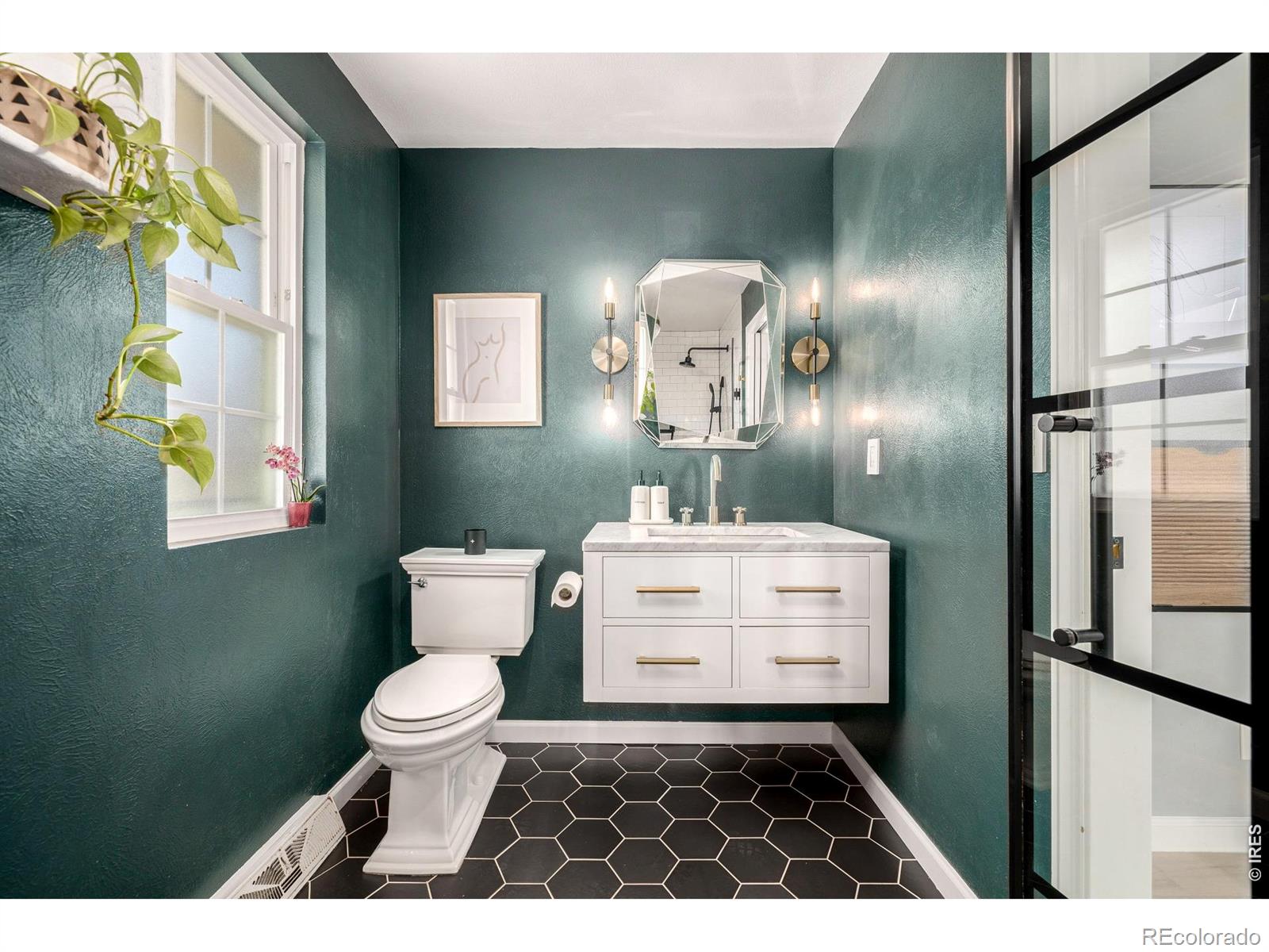 MLS Image #20 for 8630 e kenyon avenue,denver, Colorado