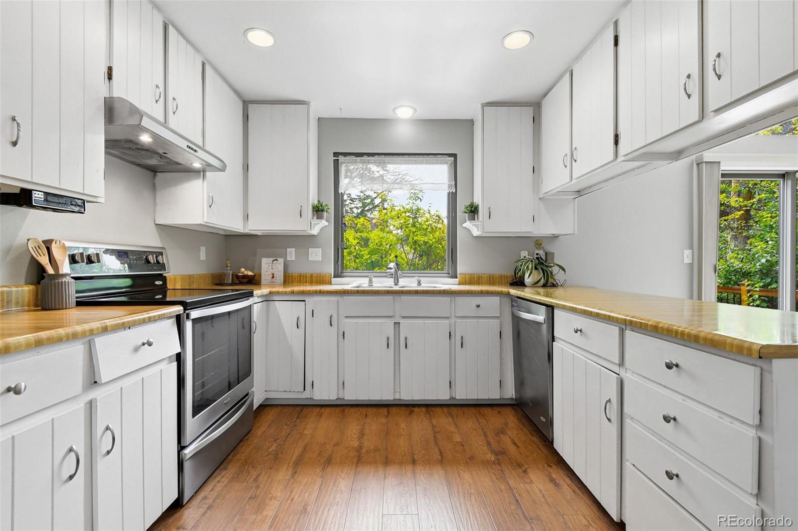 MLS Image #14 for 7774 s oneida court,centennial, Colorado