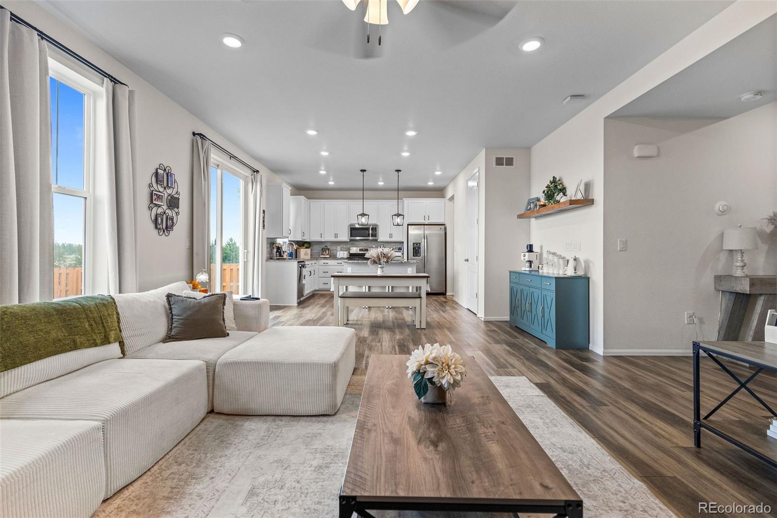MLS Image #10 for 26361 e 5th place,aurora, Colorado
