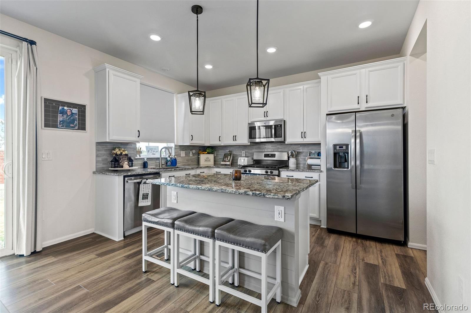 MLS Image #13 for 26361 e 5th place,aurora, Colorado