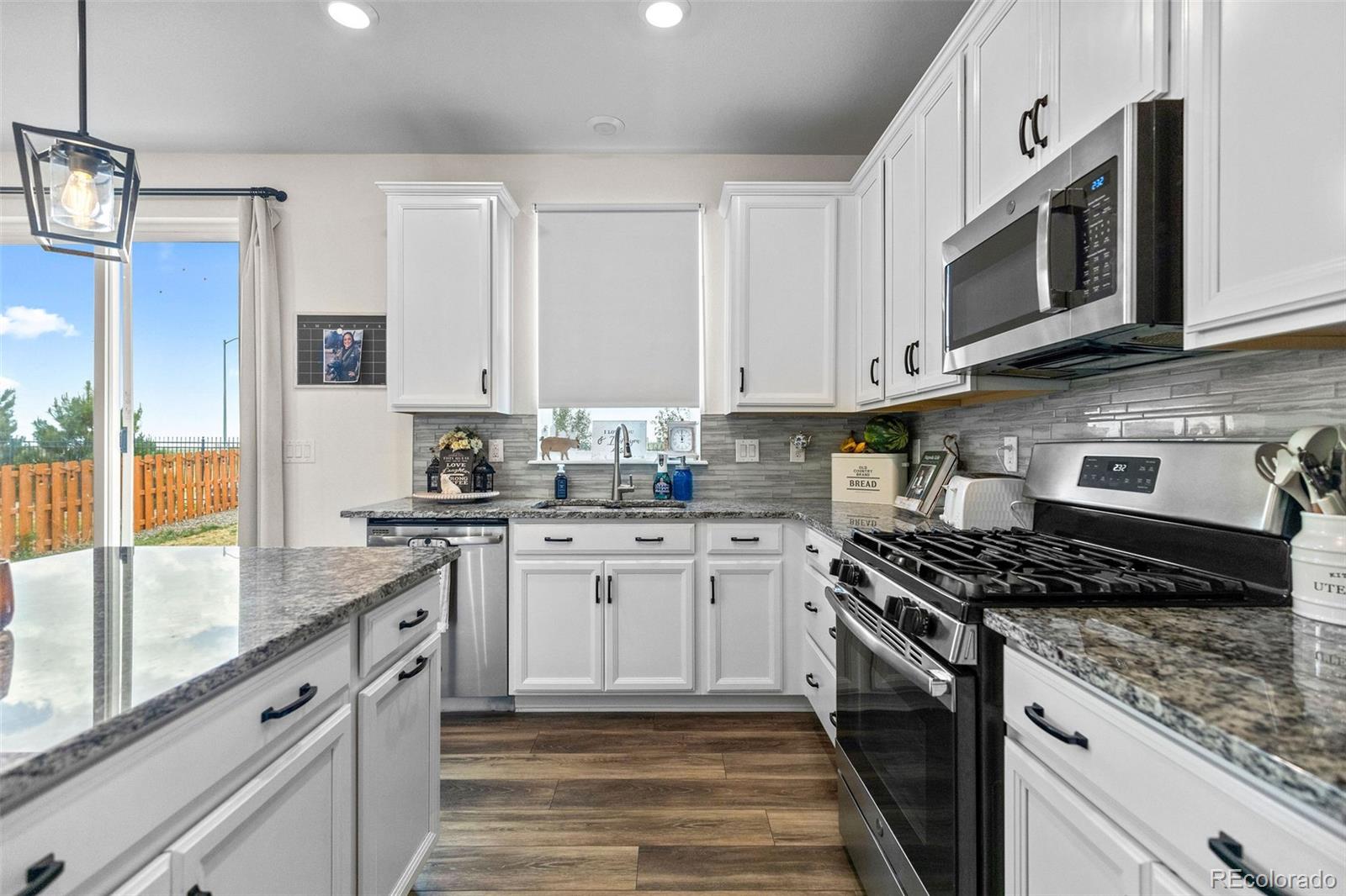 MLS Image #5 for 26361 e 5th place,aurora, Colorado