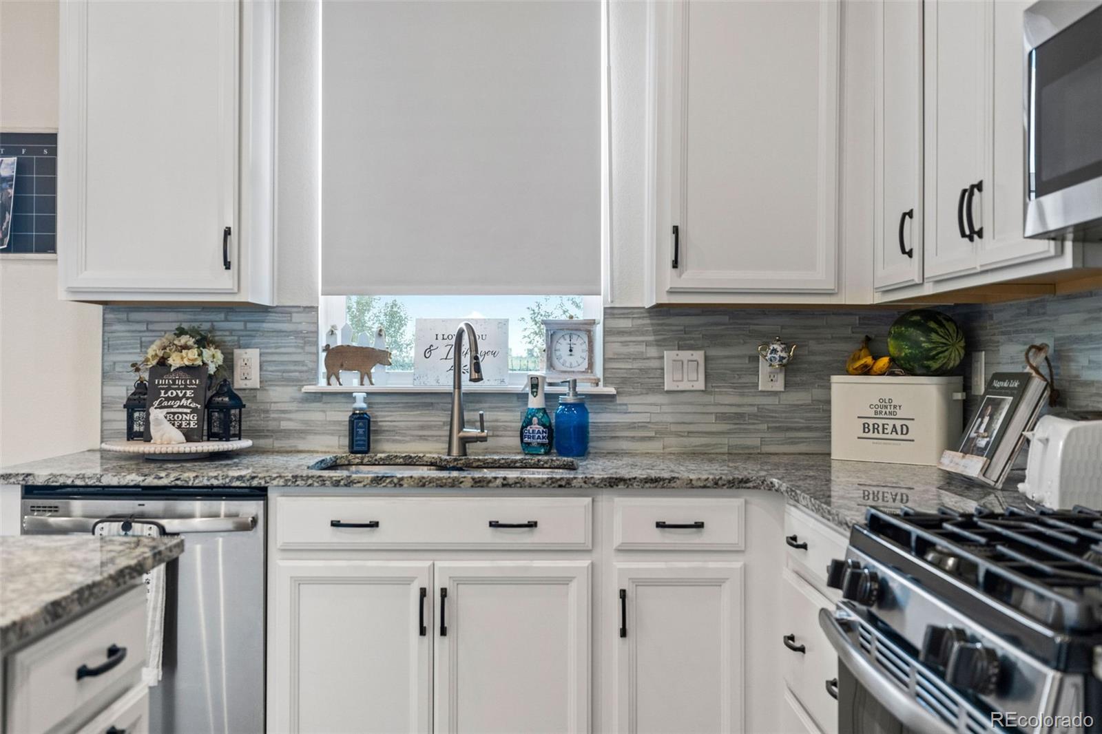 MLS Image #6 for 26361 e 5th place,aurora, Colorado