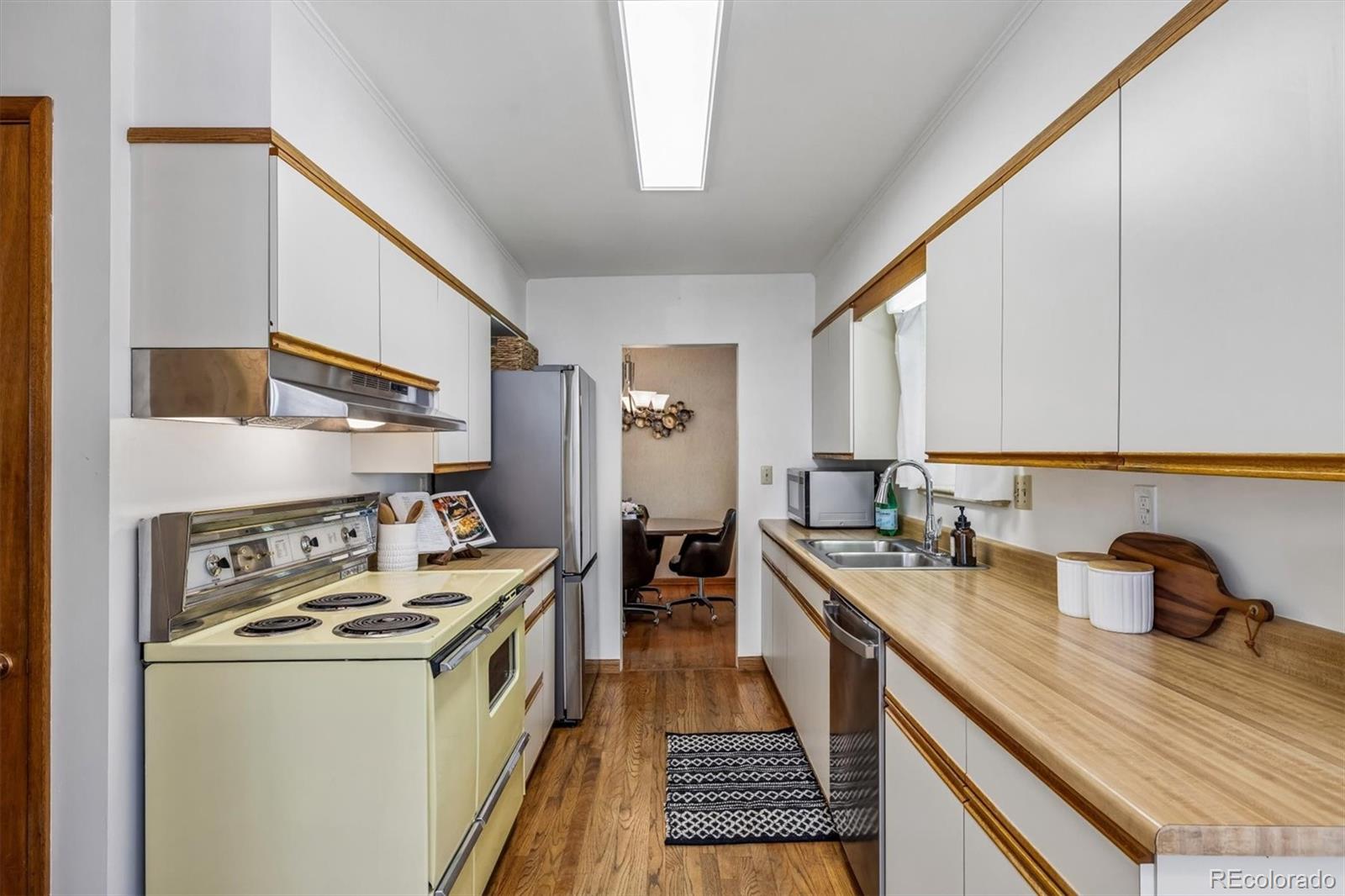 MLS Image #12 for 1578 s jasmine street,denver, Colorado