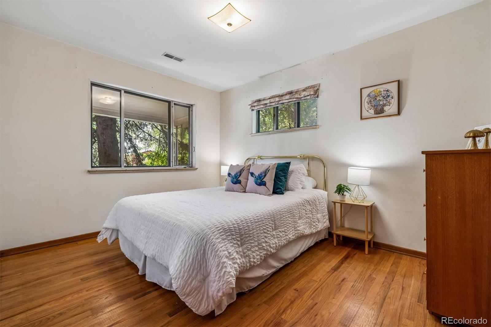 MLS Image #18 for 1578 s jasmine street,denver, Colorado