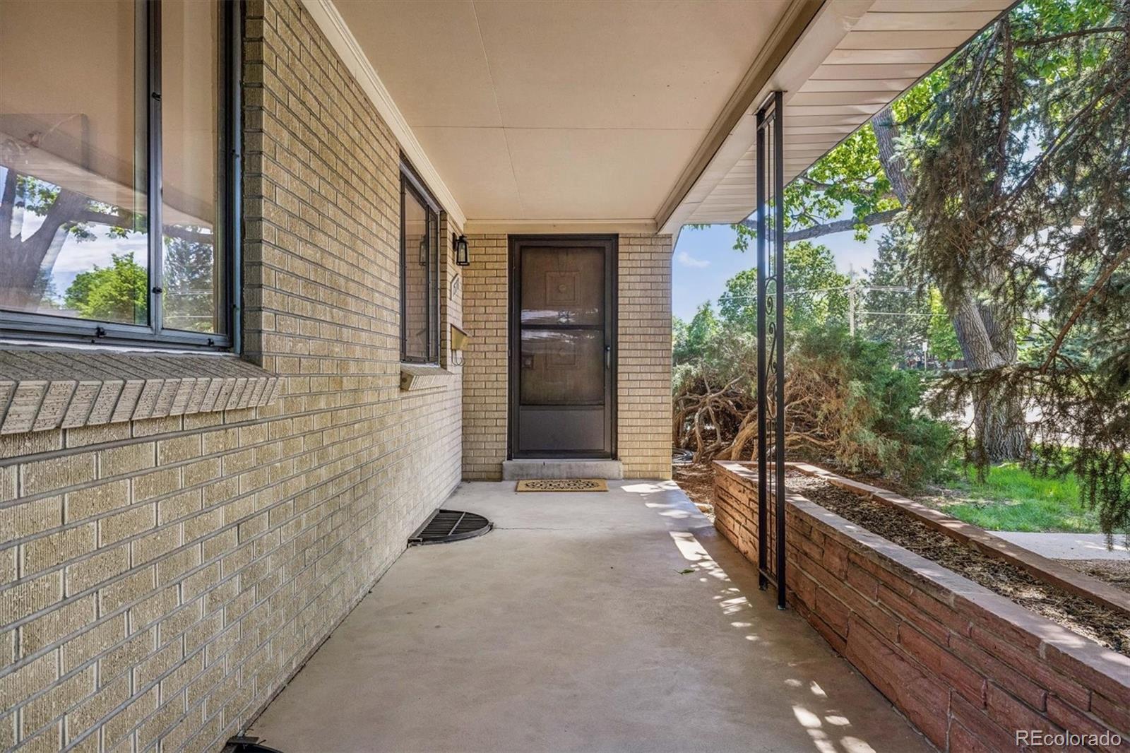 MLS Image #2 for 1578 s jasmine street,denver, Colorado