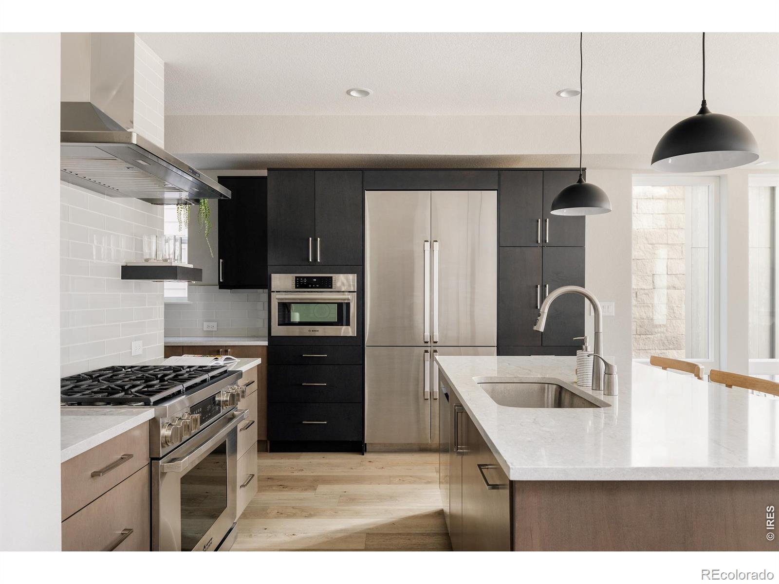 MLS Image #7 for 6358 n elmira court,denver, Colorado