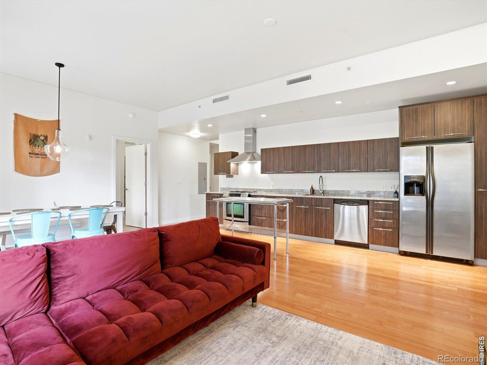 MLS Image #10 for 410  acoma street,denver, Colorado