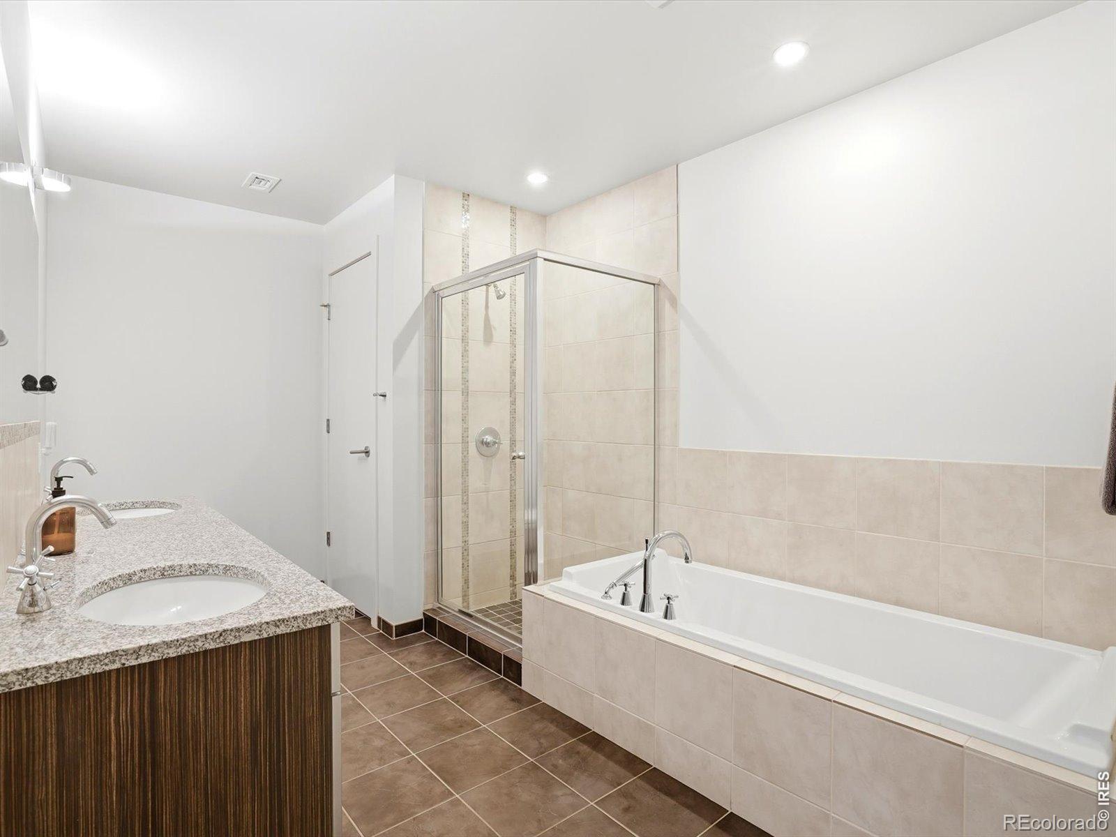 MLS Image #17 for 410  acoma street,denver, Colorado