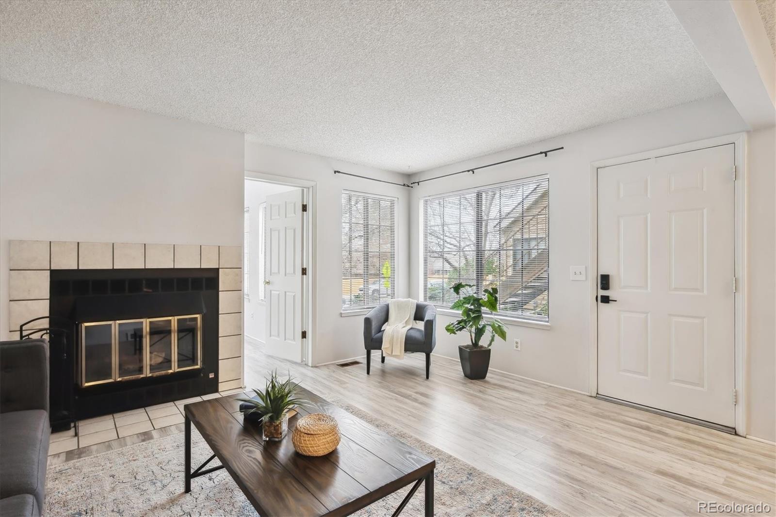 MLS Image #11 for 4804 e kentucky avenue,denver, Colorado