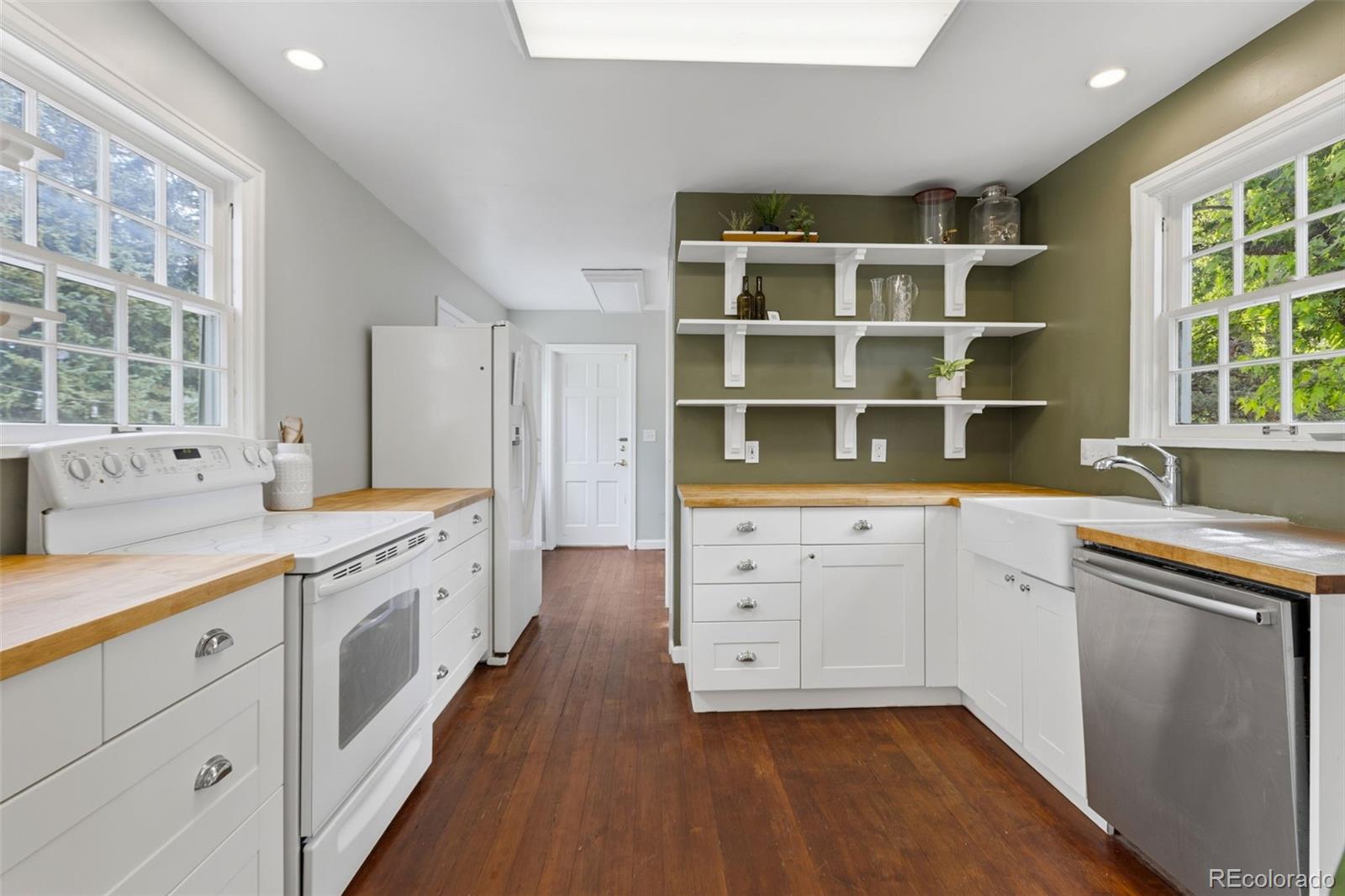 MLS Image #8 for 1605  montview boulevard,greeley, Colorado