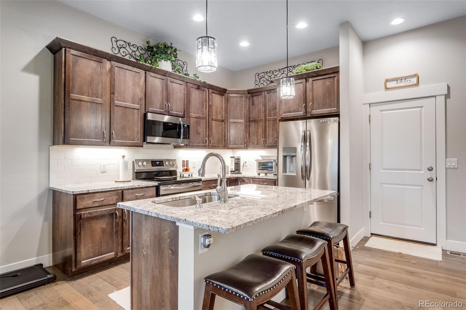 MLS Image #17 for 5221  longshaw court,windsor, Colorado