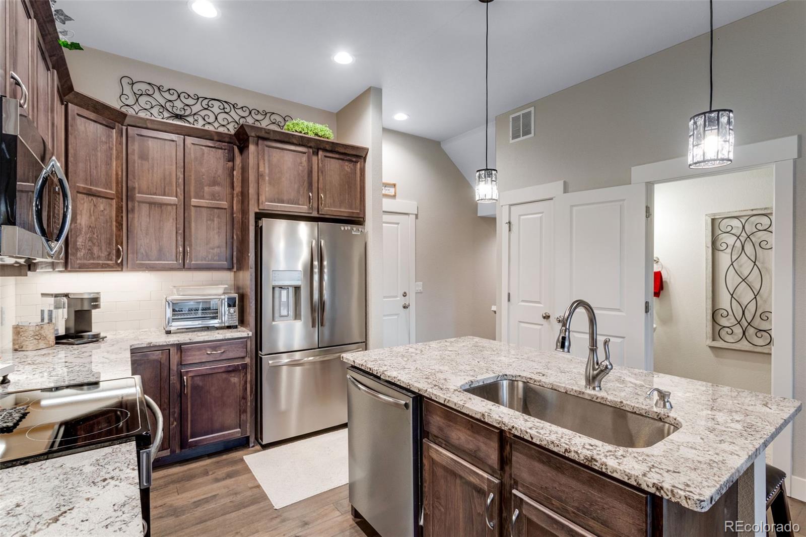 MLS Image #19 for 5221  longshaw court,windsor, Colorado