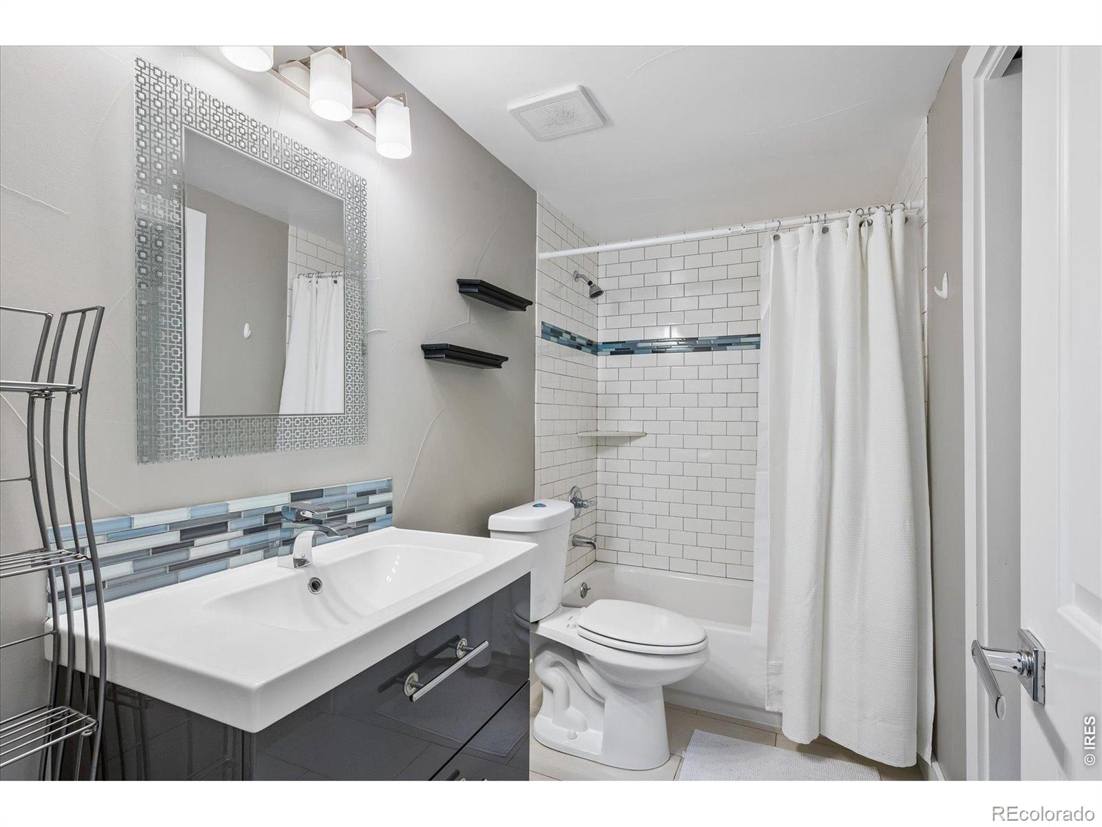 MLS Image #41 for 3823 w 39th avenue,denver, Colorado