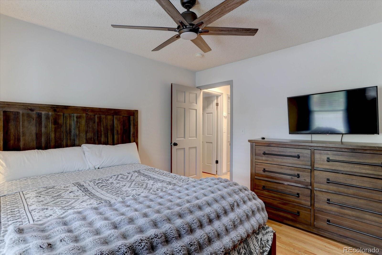 MLS Image #22 for 7072 s lewis court,littleton, Colorado