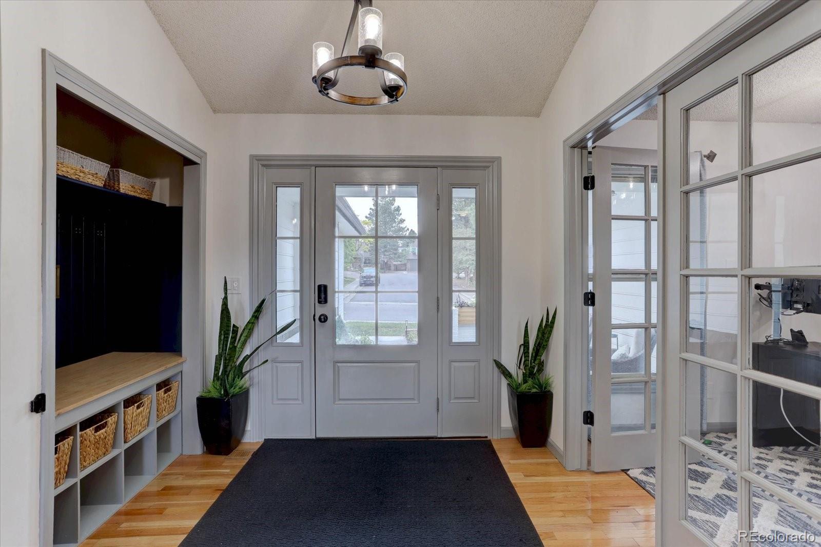 MLS Image #3 for 7072 s lewis court,littleton, Colorado